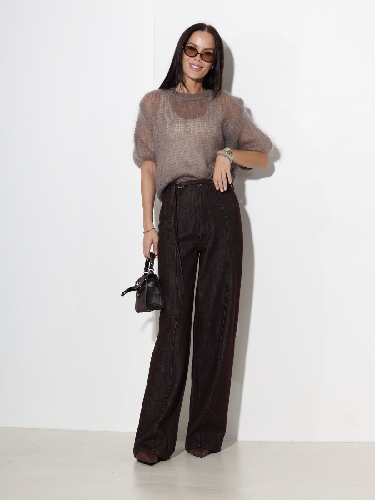 Brūnas auduma bikses ar vīlēm priekšpusē un jostiņu, "Dad fit" - 20914