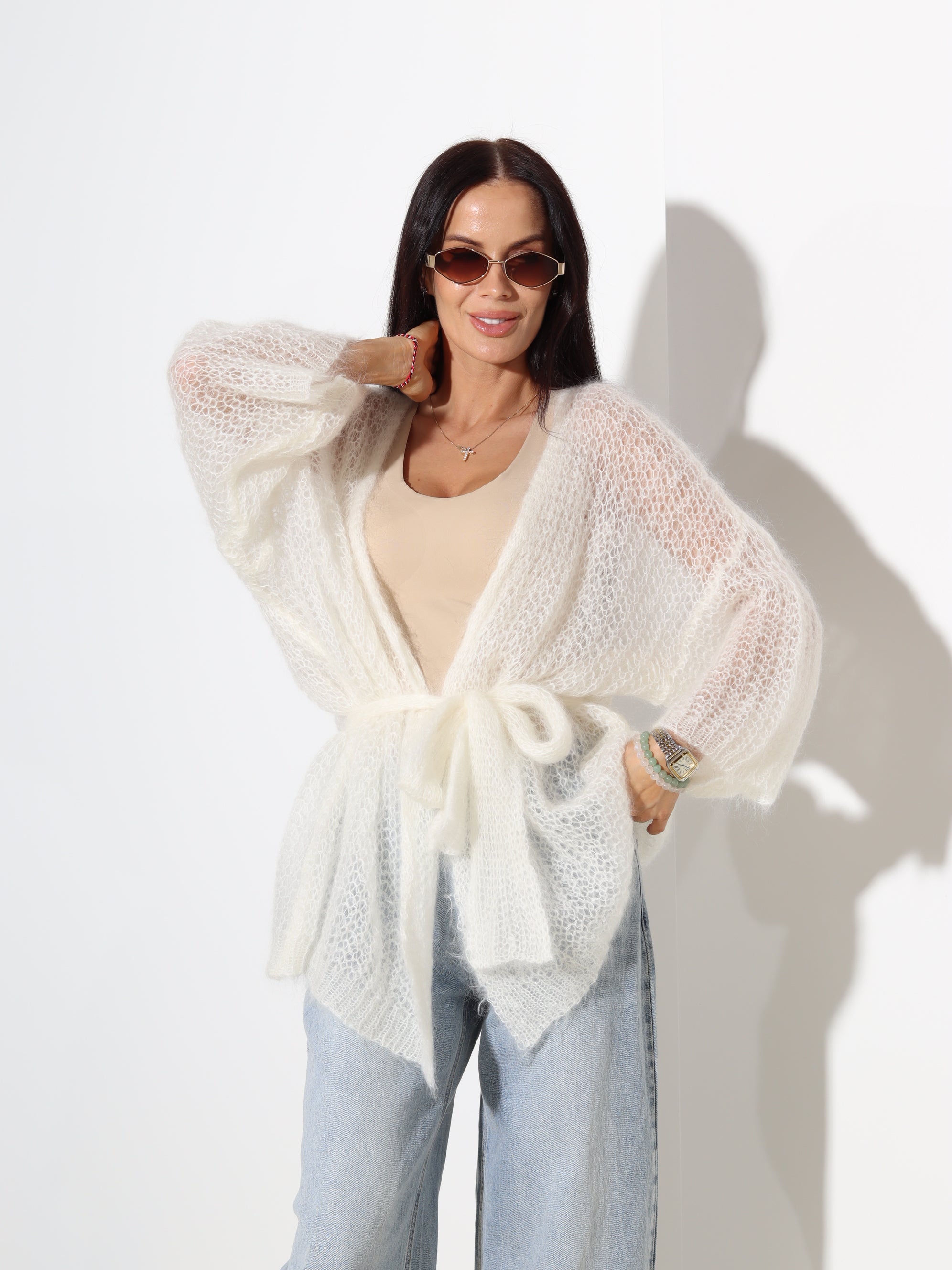 Balta 'Lielvaldziņš', mohēras jaka ar jostu - 18862