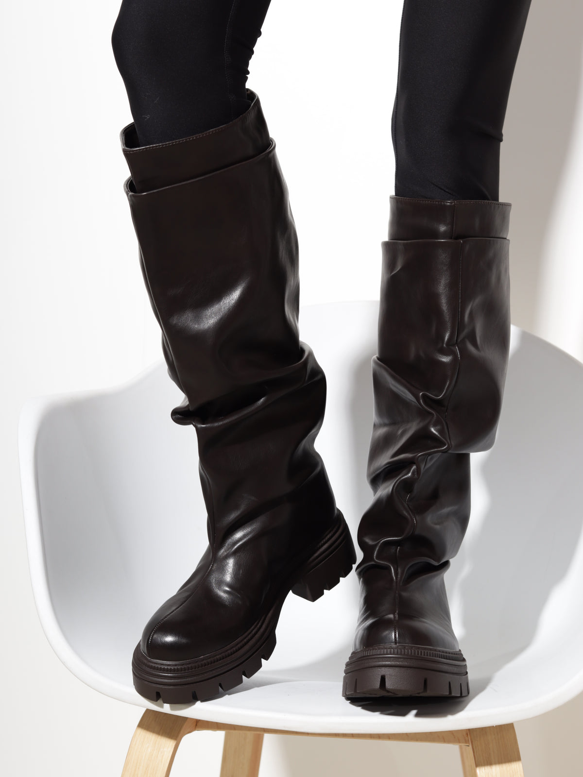 Brūni zābaki "Slouchy Fold-Over"- 20952