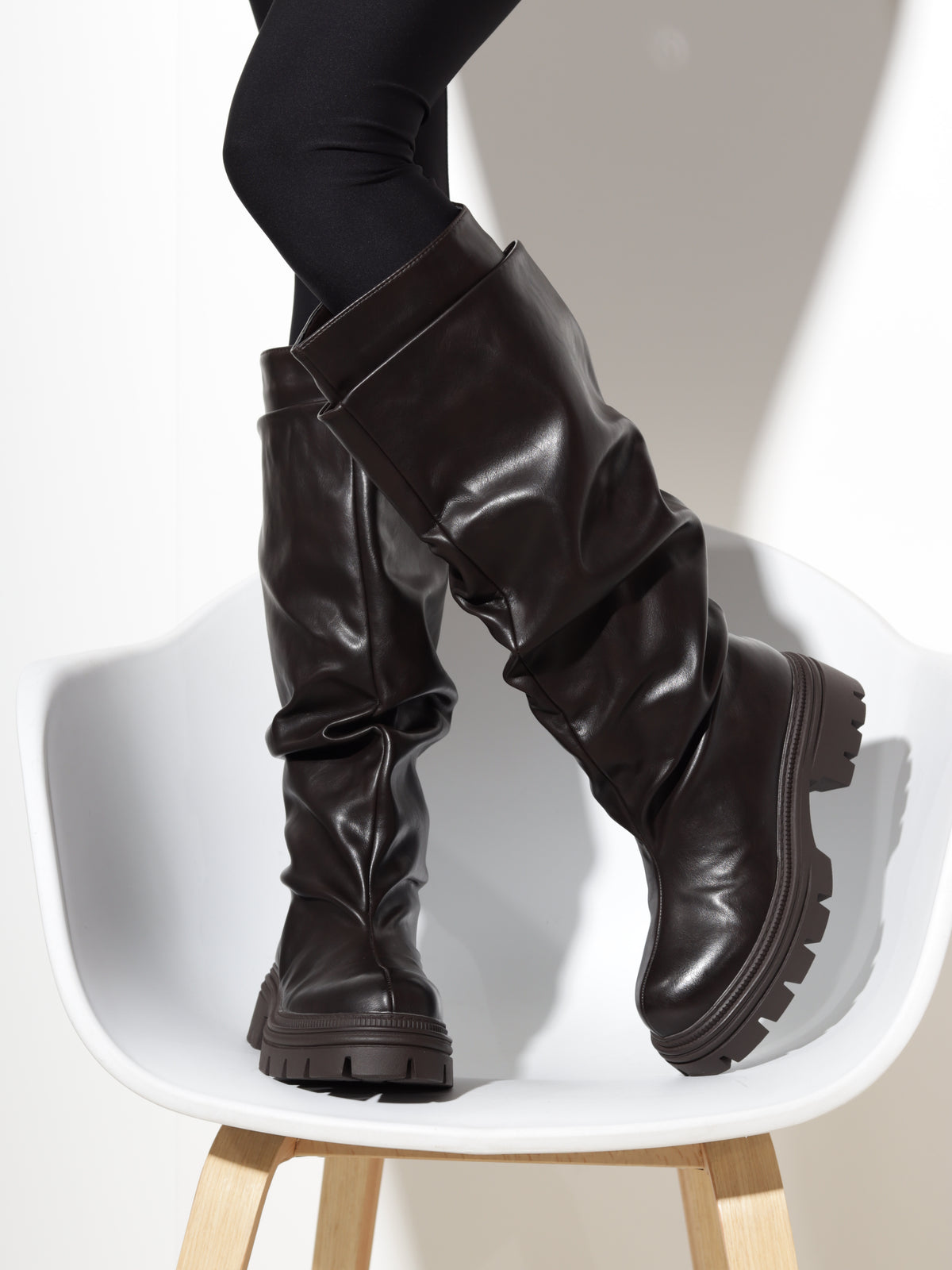 Brūni zābaki "Slouchy Fold-Over"- 20952