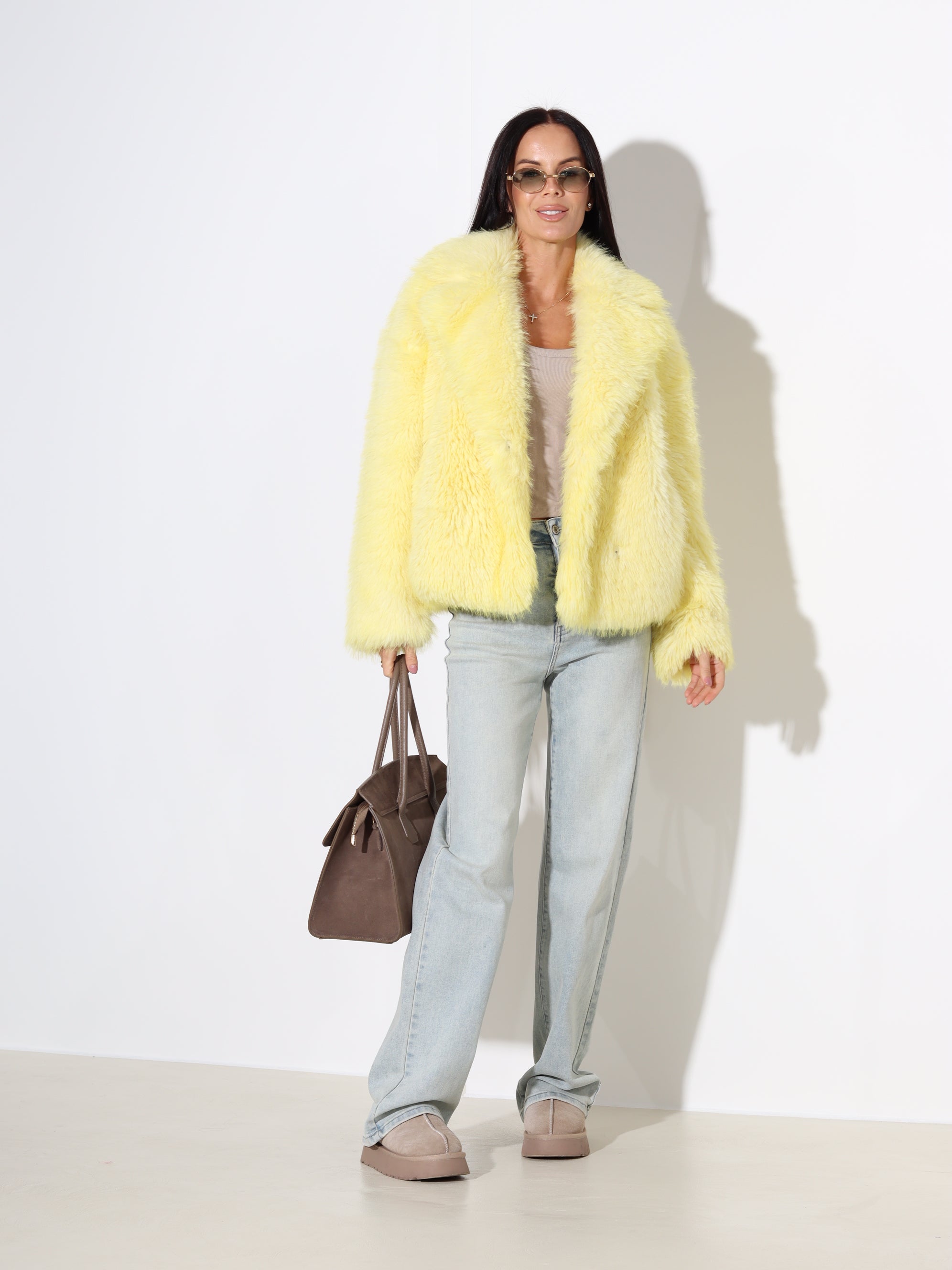 Dzeltenā krāsā īss kažoks - 18083