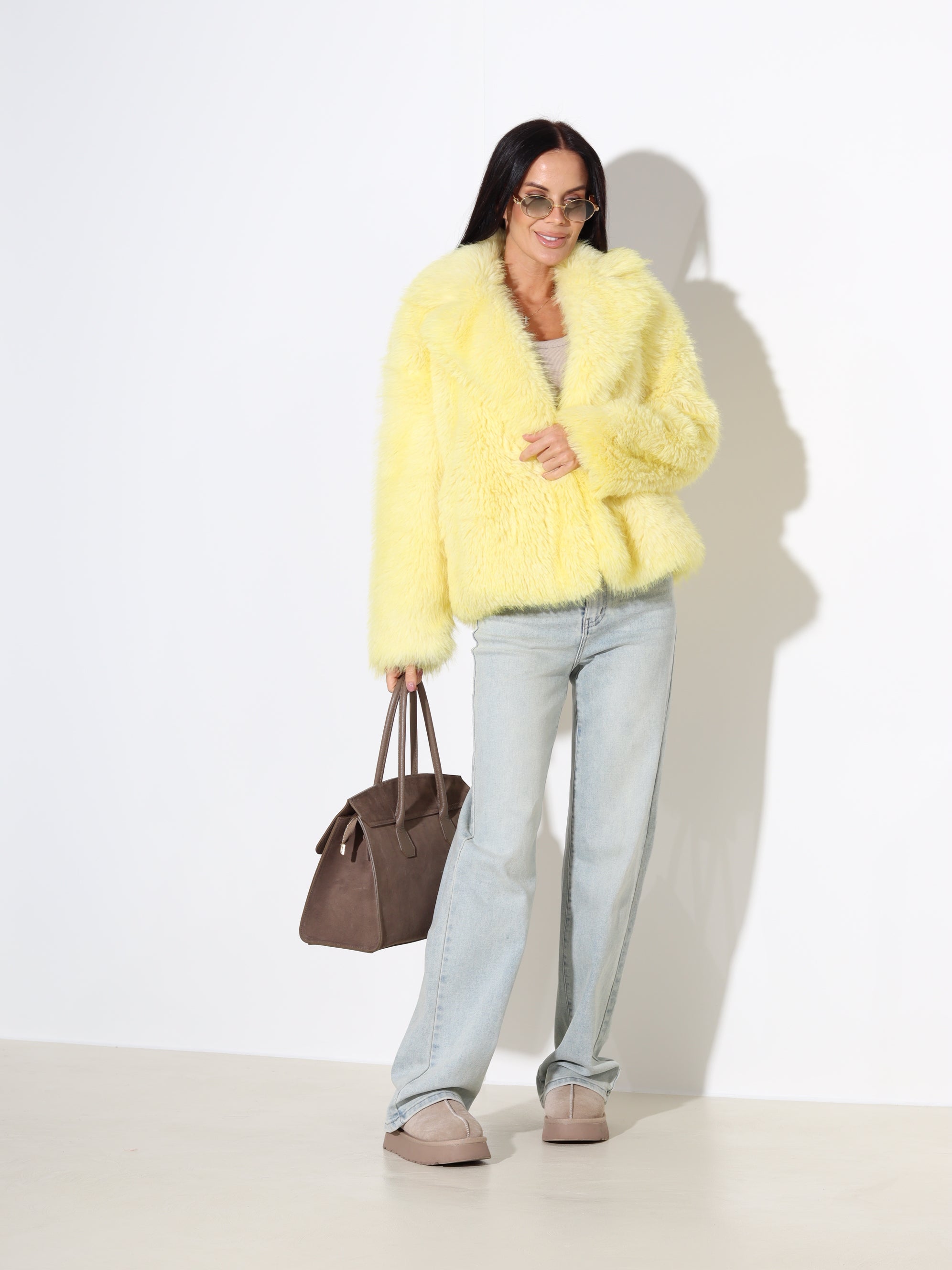 Dzeltenā krāsā īss kažoks - 18083