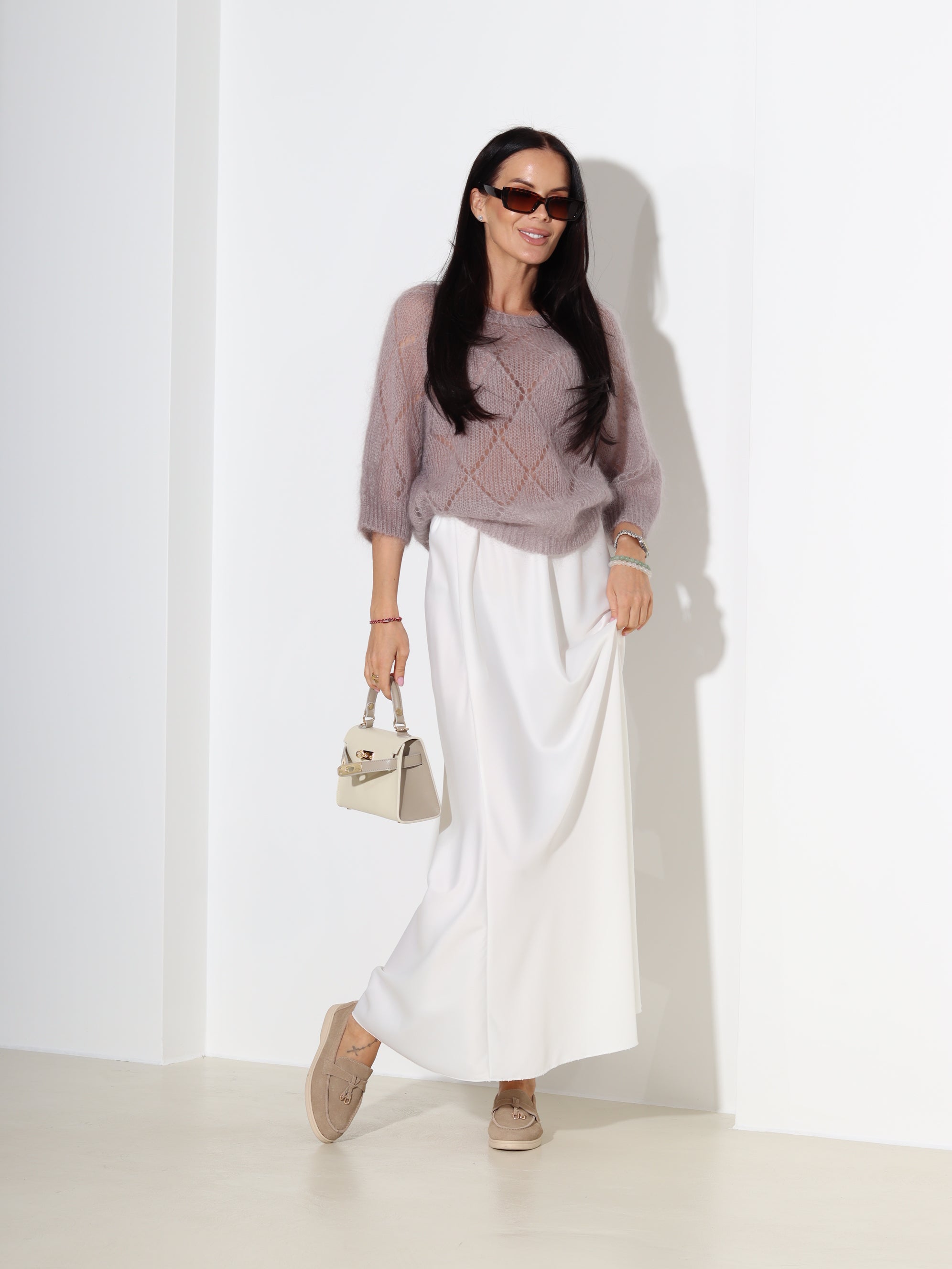 Taupe, perforēts mohēras džemperis ar īsu piedurkni- 18321