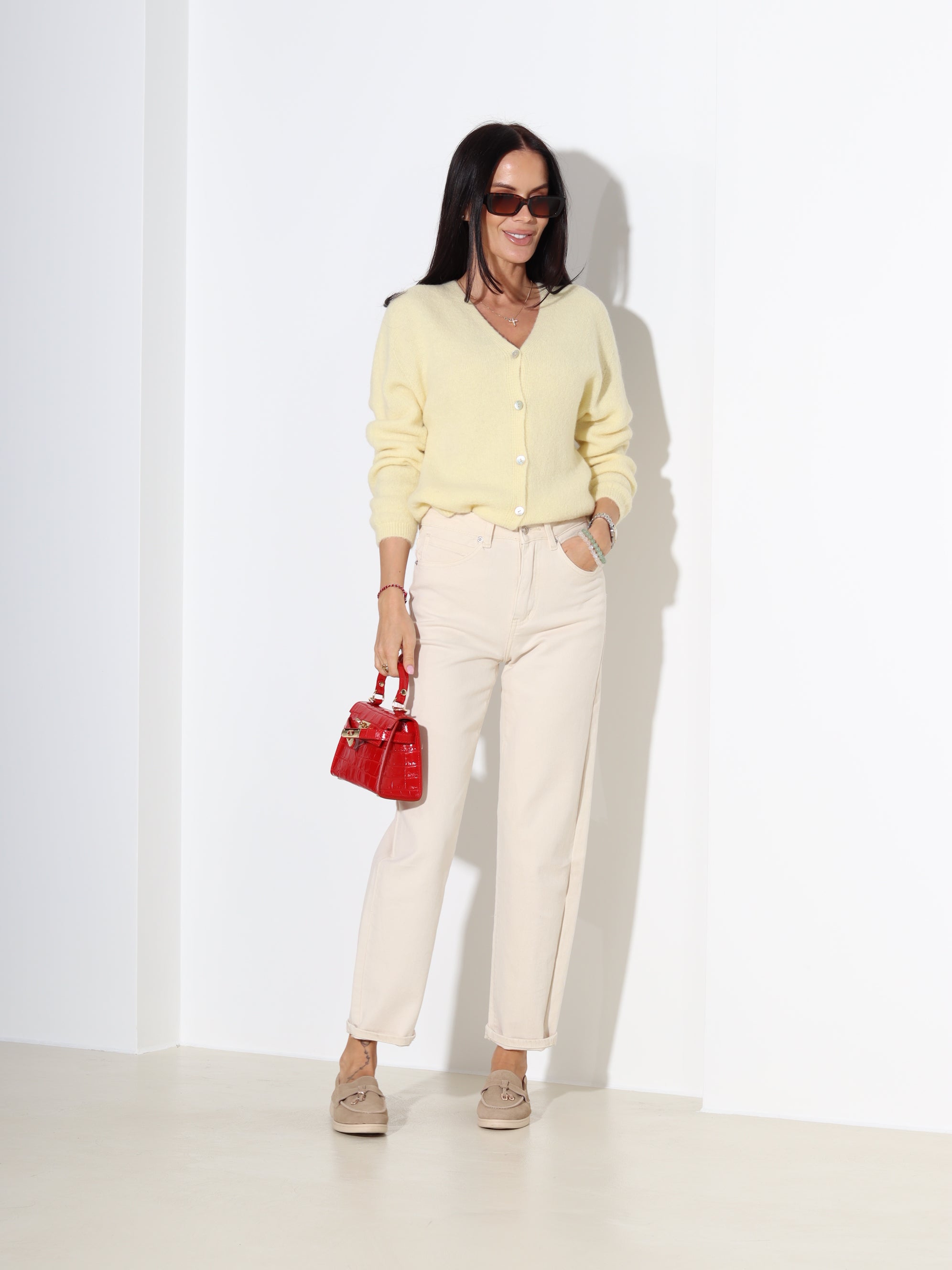 Dzeltens alpakas jaka ar "V" veida dekoltē - 18328