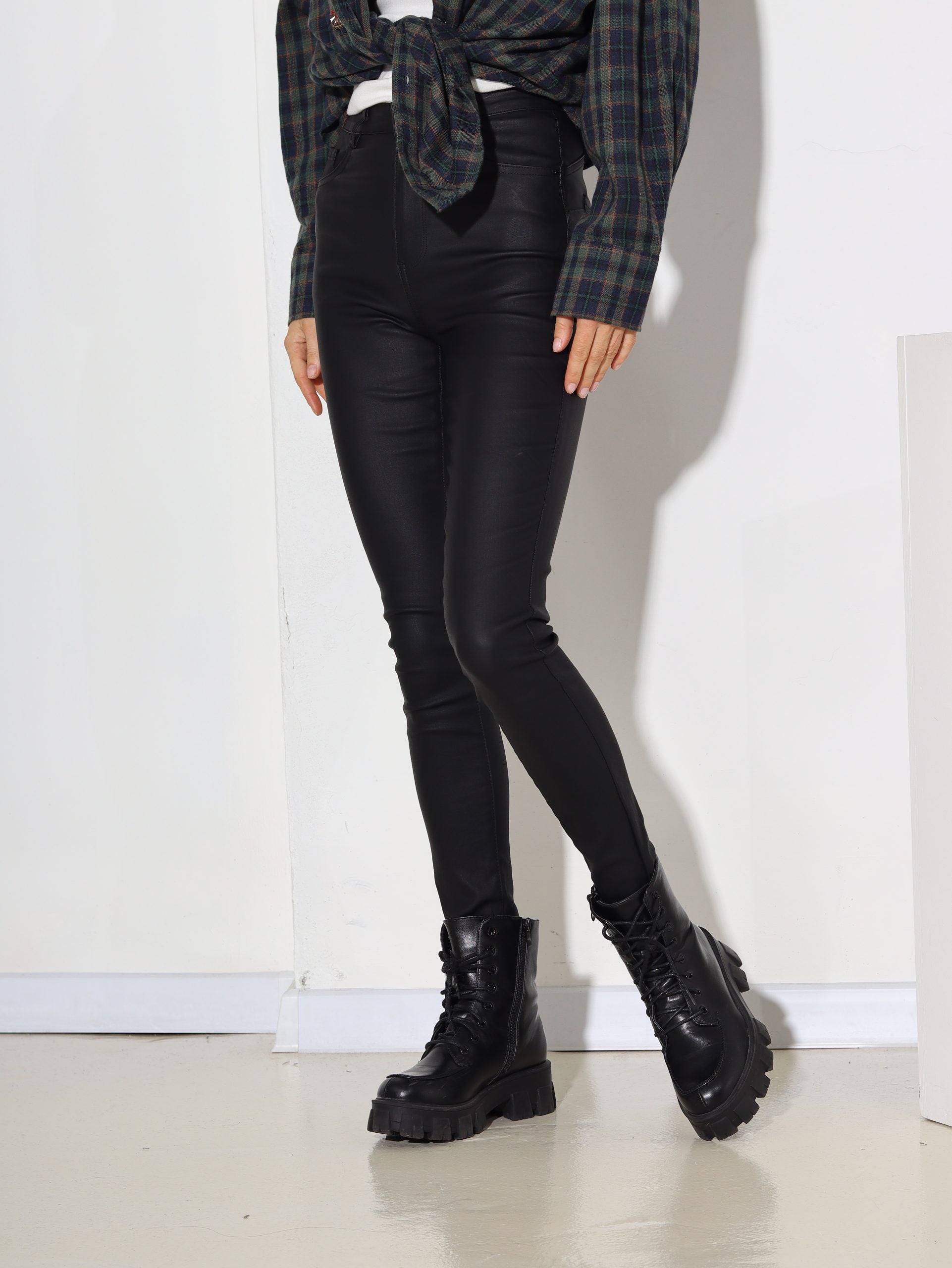 Melnas, m/ā 'Laulia' bikses - 16454