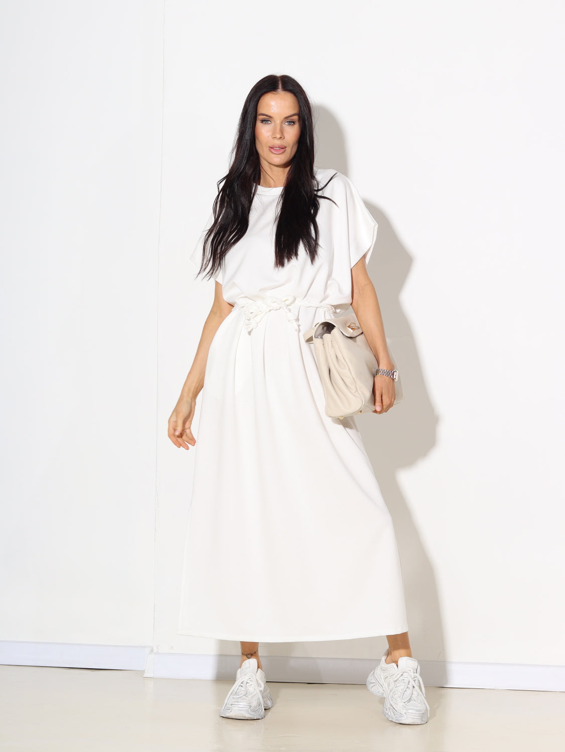 Balta, gara kleita taisnā piegrieznē - 15133