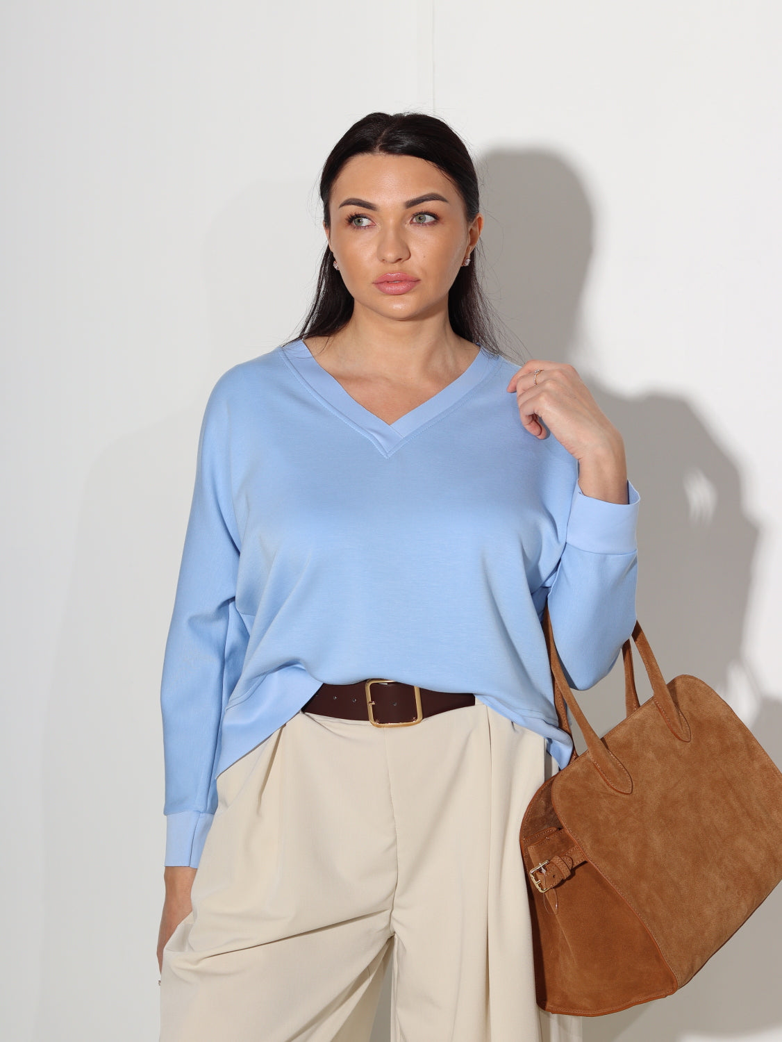 Zils auduma tops ar 'V' veida kakla daļu- 14003