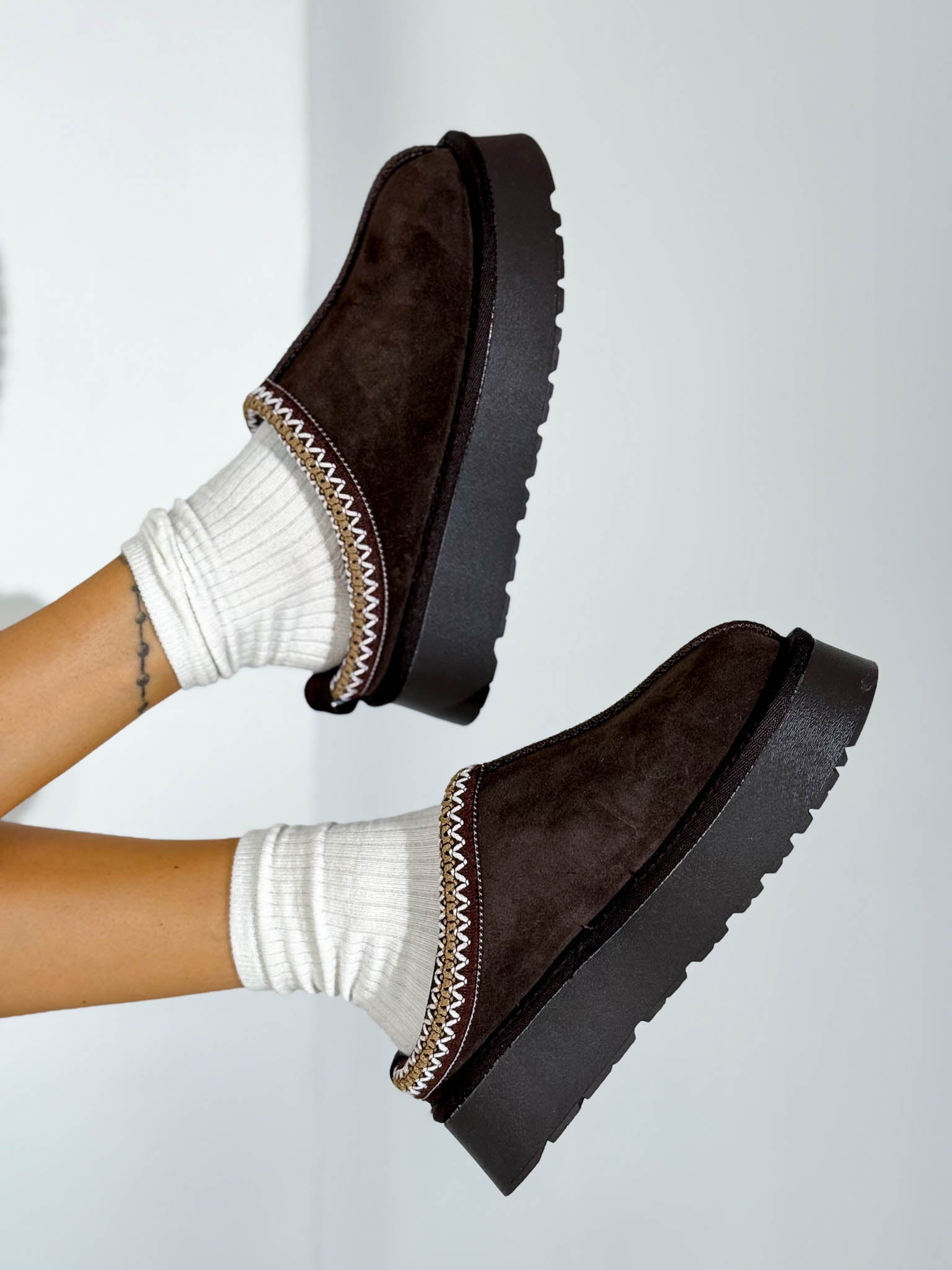 T.brūni ar vaļēju papēdi, d/zā ,UGG' tipa apavi - 16052