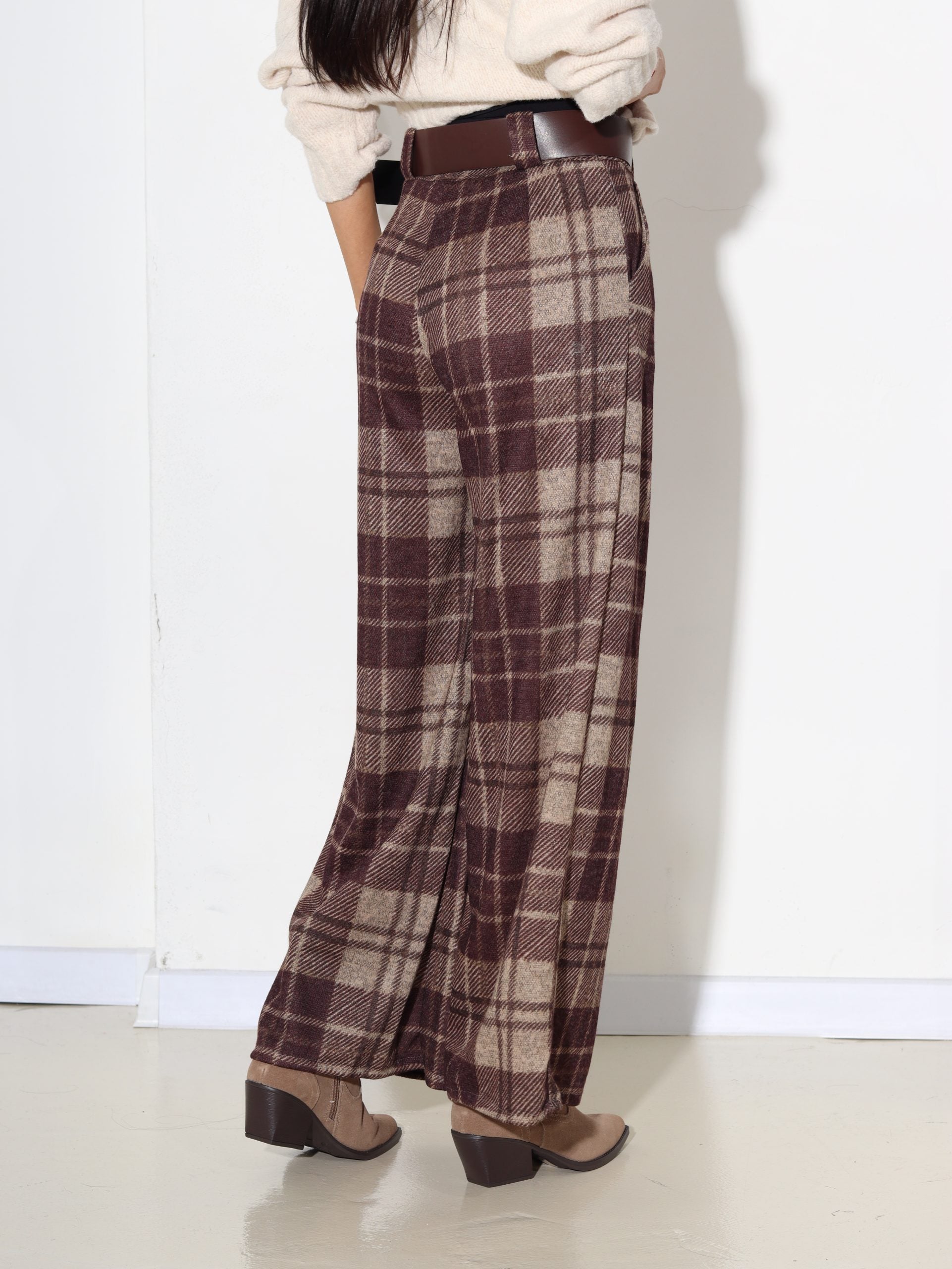 T.brūnas rūtainas bikses ar jostiņu - 17119