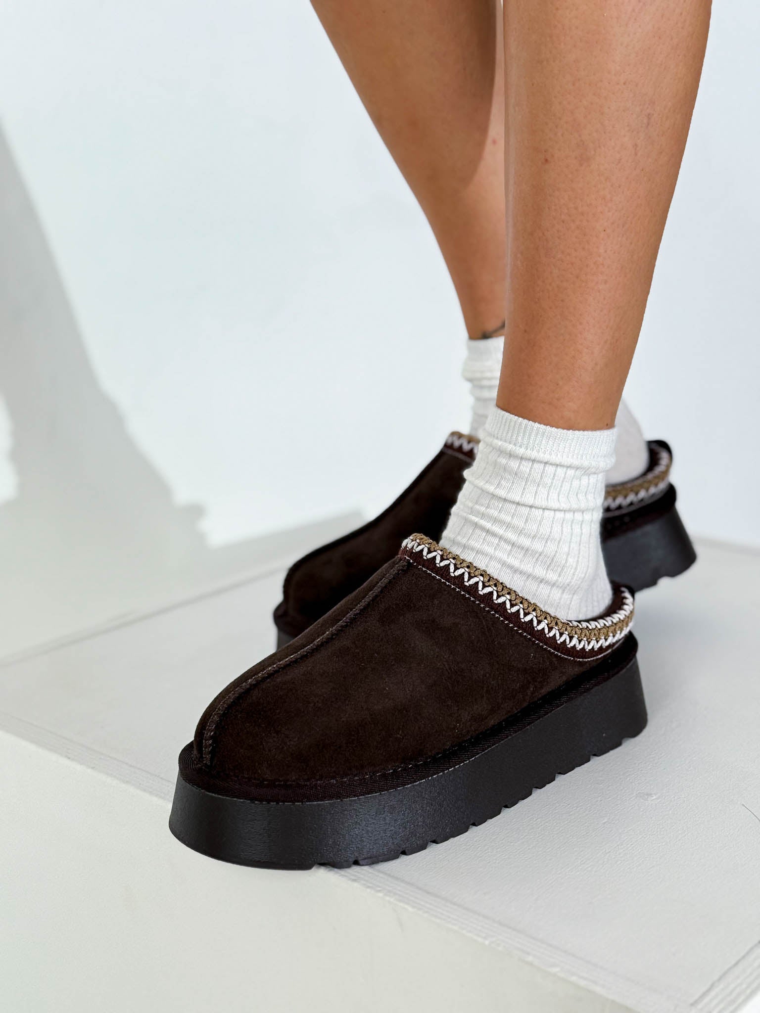 T.brūni ar vaļēju papēdi, d/zā ,UGG' tipa apavi - 16052