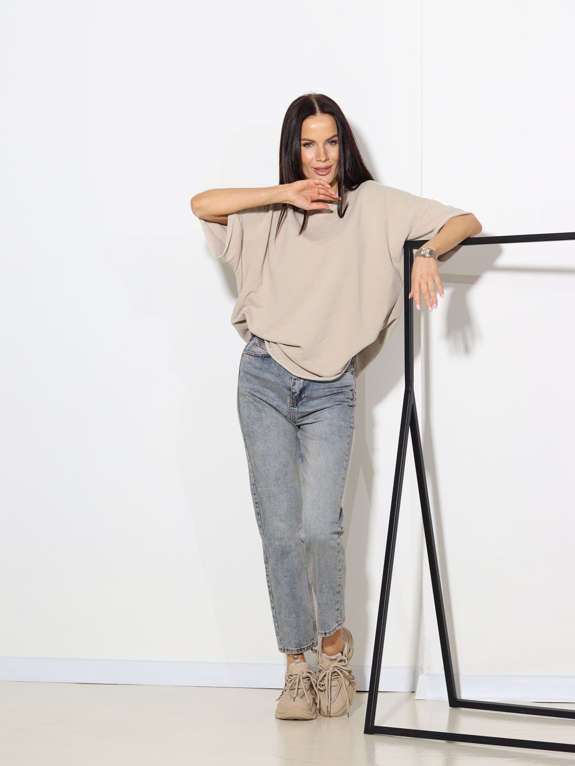 Bēšs cilpiņtrikotāšas t-krekls - 14059