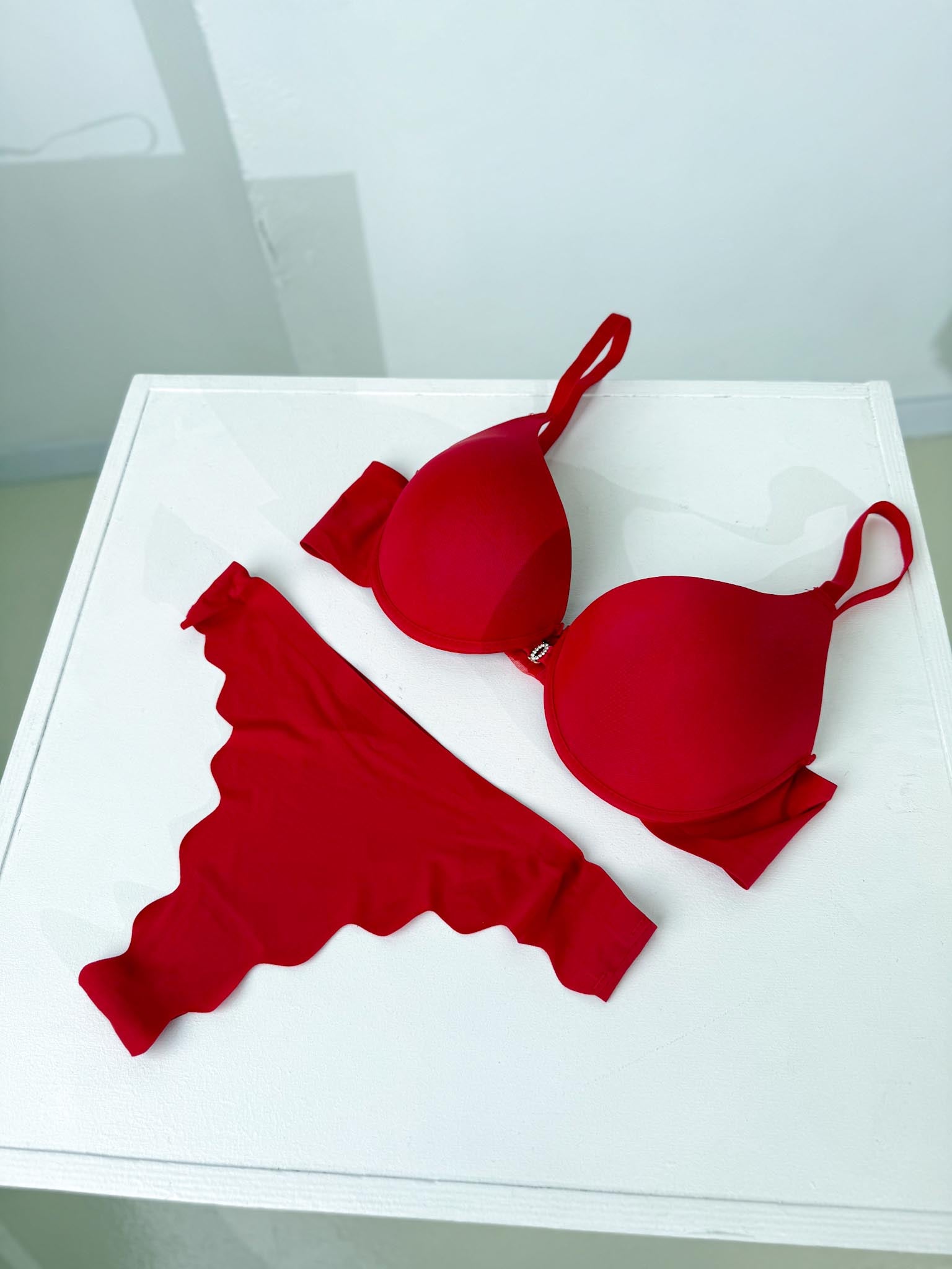 Sarkans 'Fei' 2daļīgs veļas komplekts - 16103