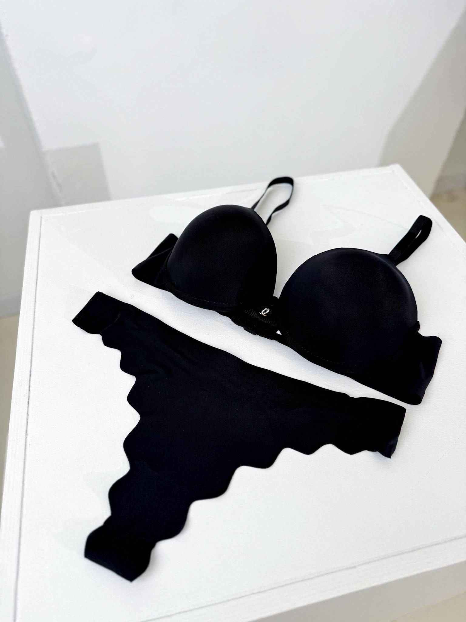 Melns 'Fei' 2daļīgs veļas komplekts - 16101