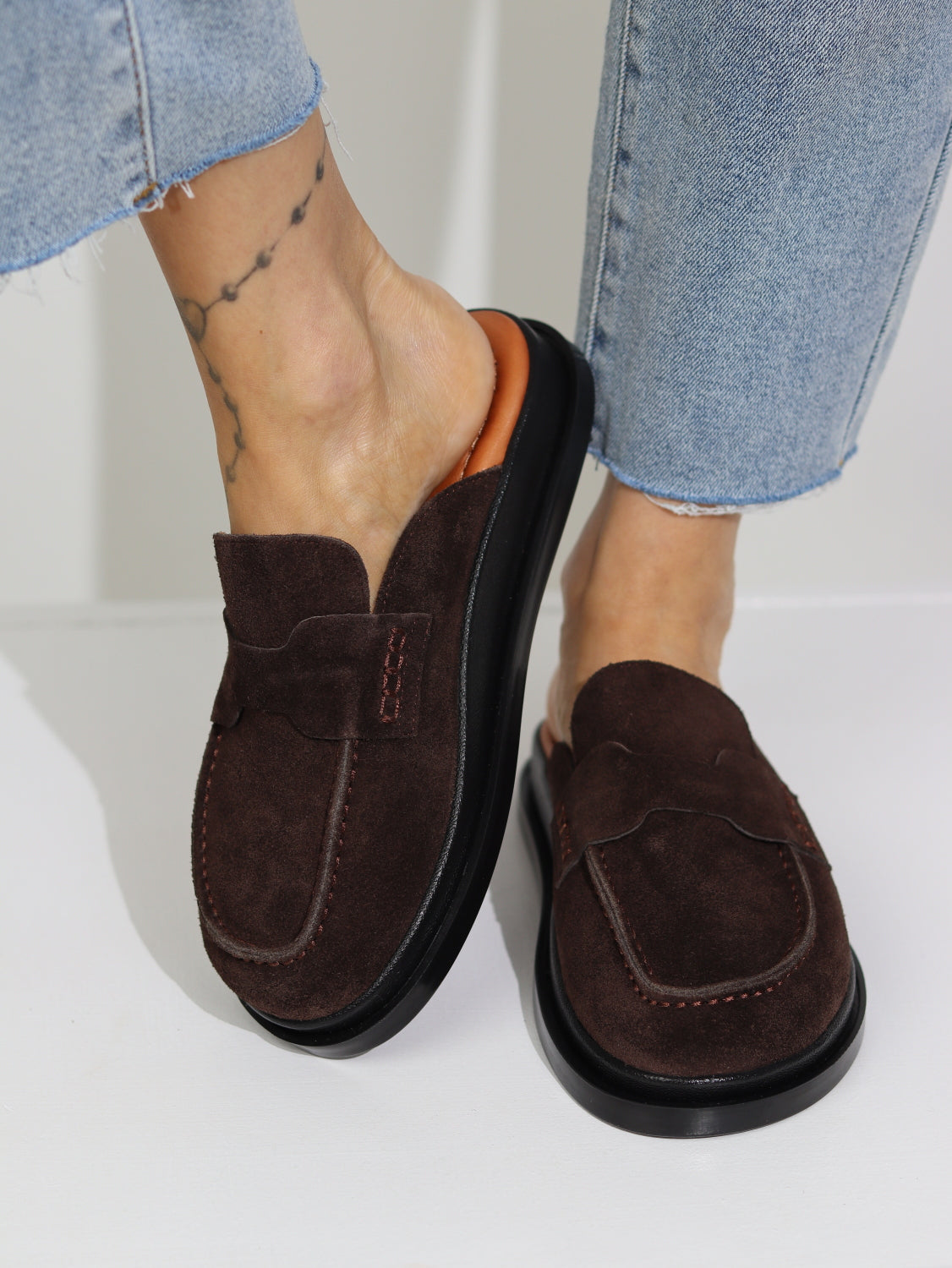 Brūni/šoko apavi ar vaļēju papēdi, dabīgā zamšāda - 15163