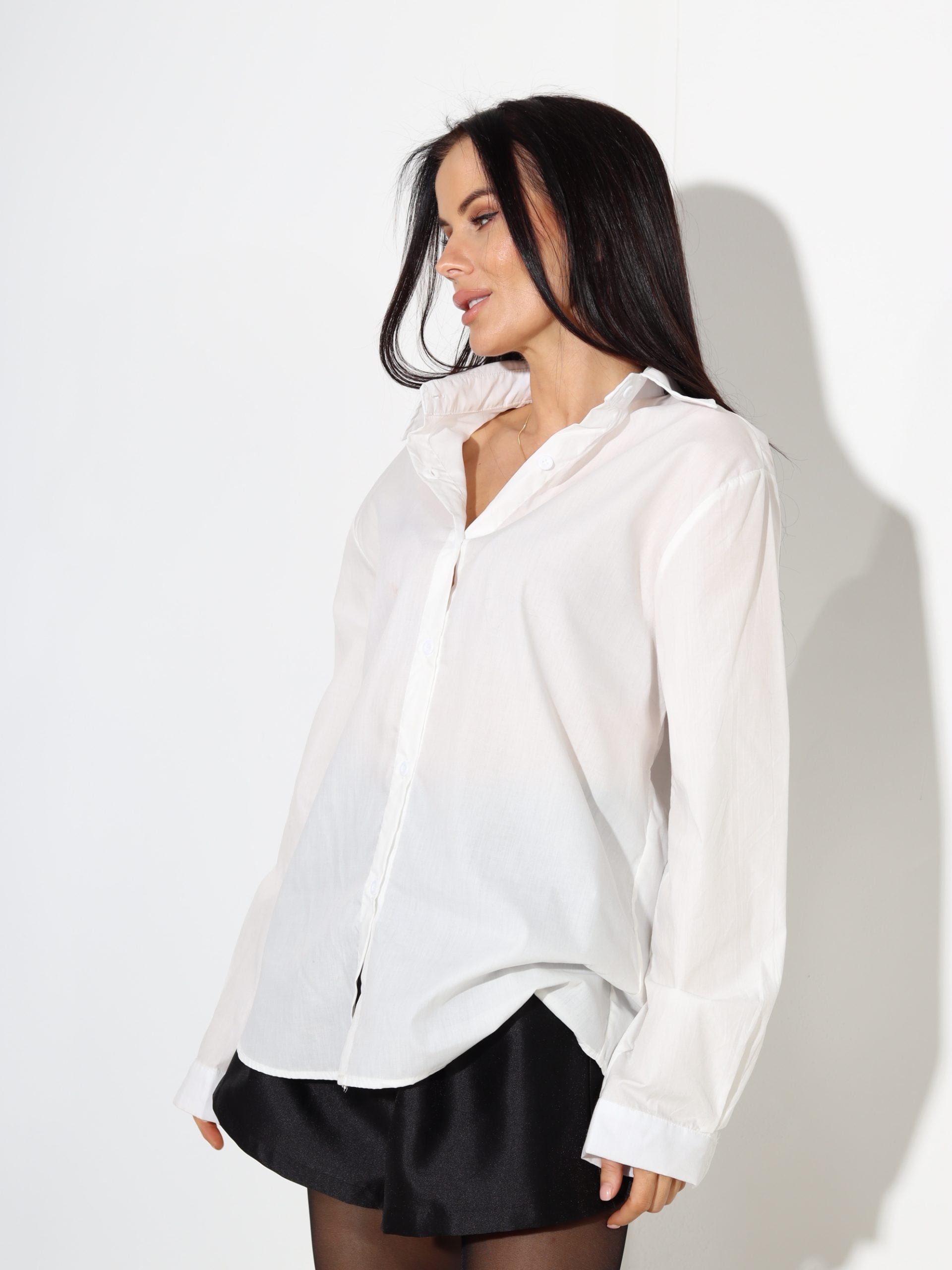 Baltas krāsas klasisks krekls - 17552