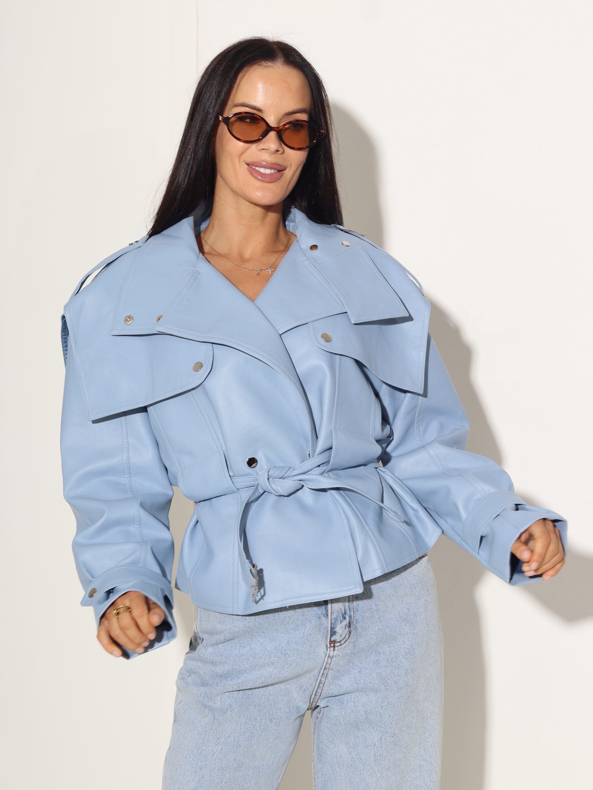 Zila, īsa m/ā virsjaka oversize ar pleca akcentu - 15840