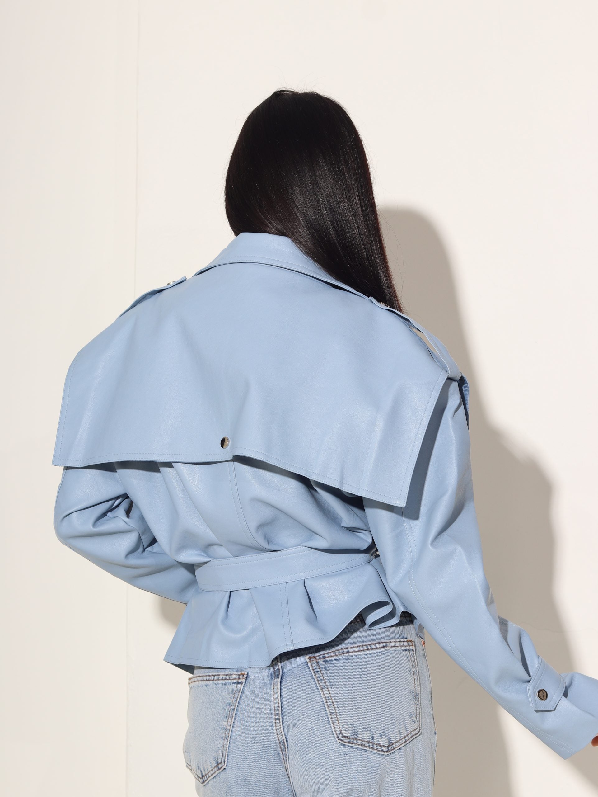 Zila, īsa m/ā virsjaka oversize ar pleca akcentu - 15840