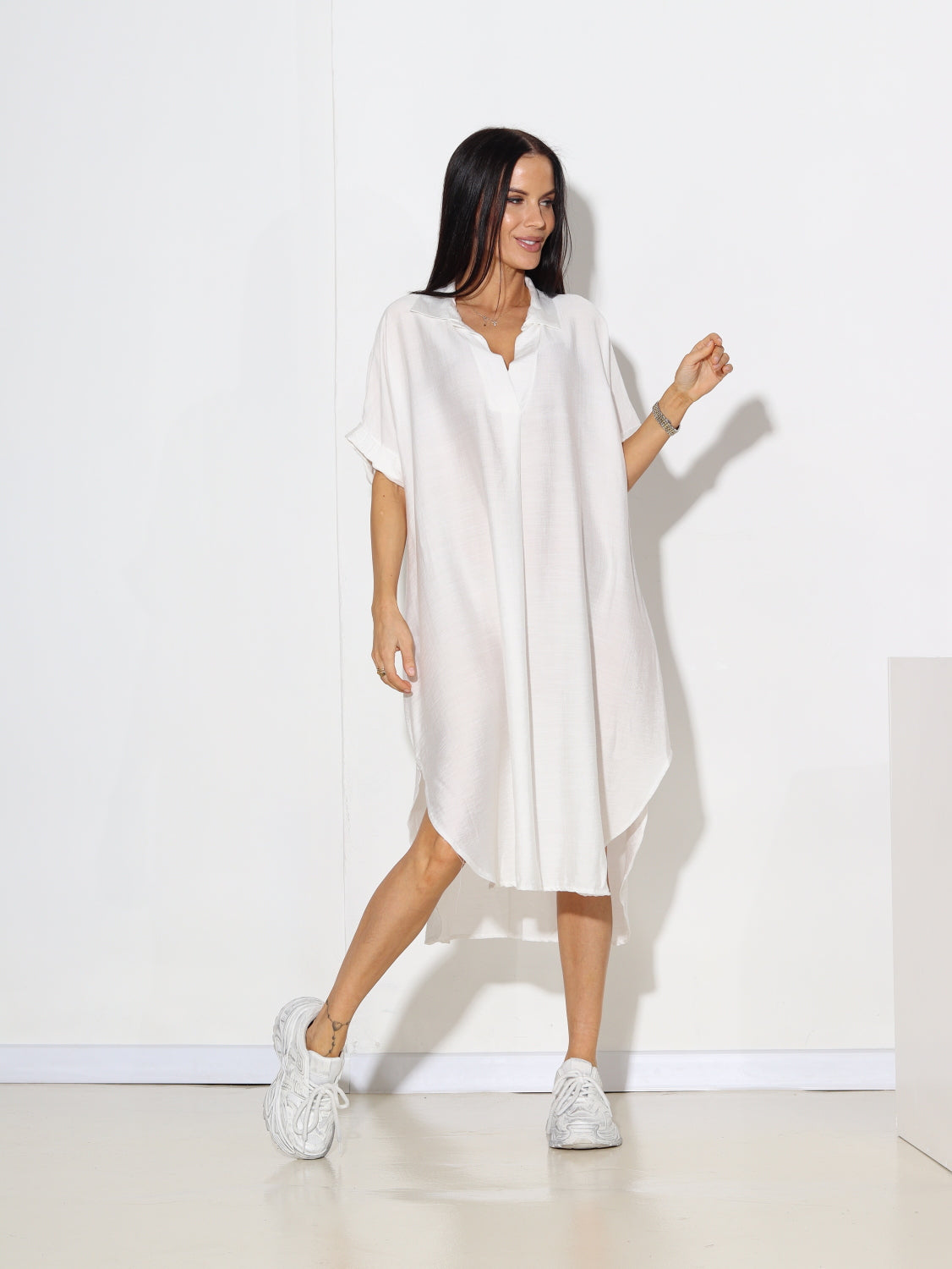 Balts Oversize īsa kleita - 15226