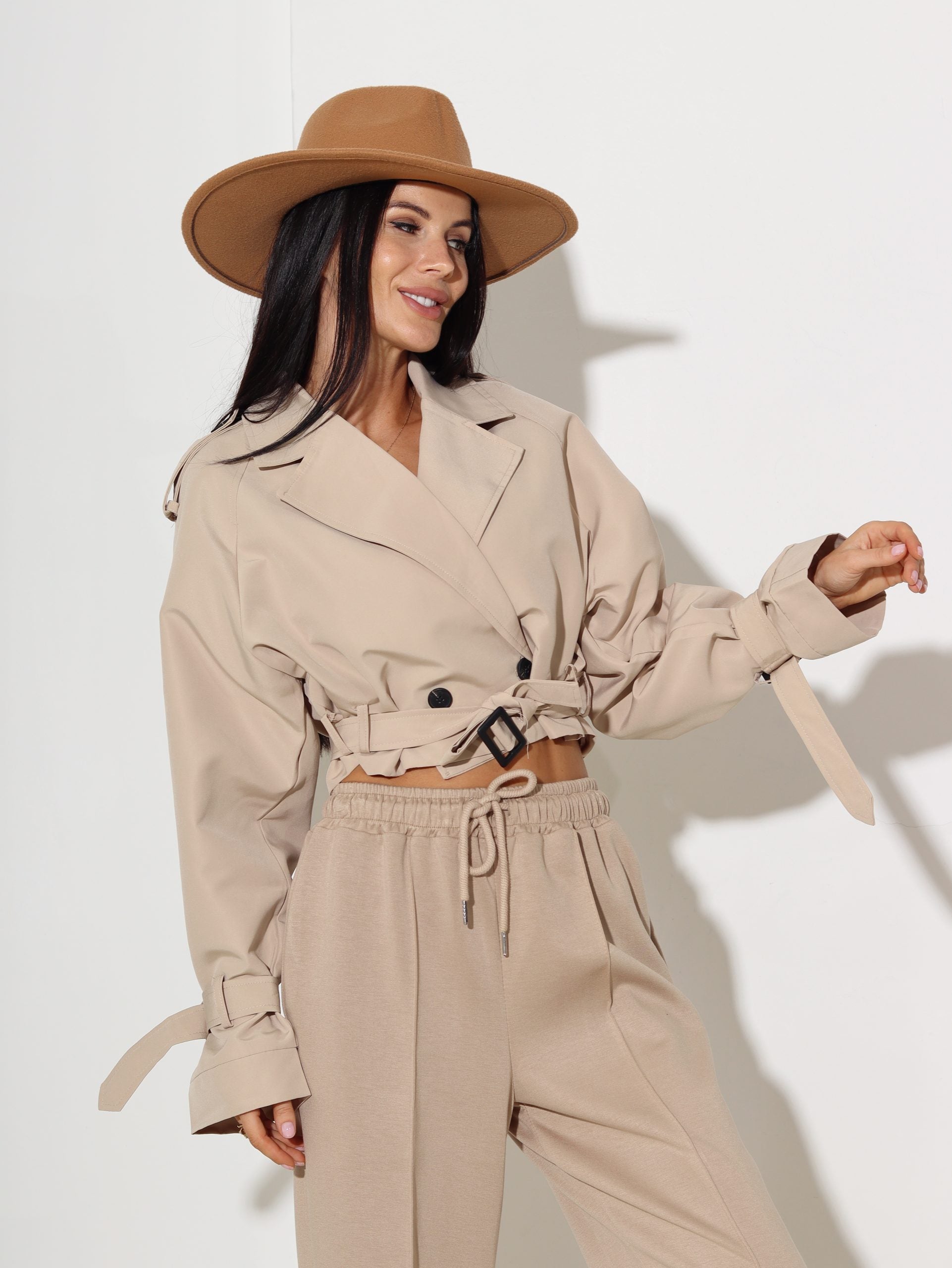 Bēšs saīsināts trencītis - 16874