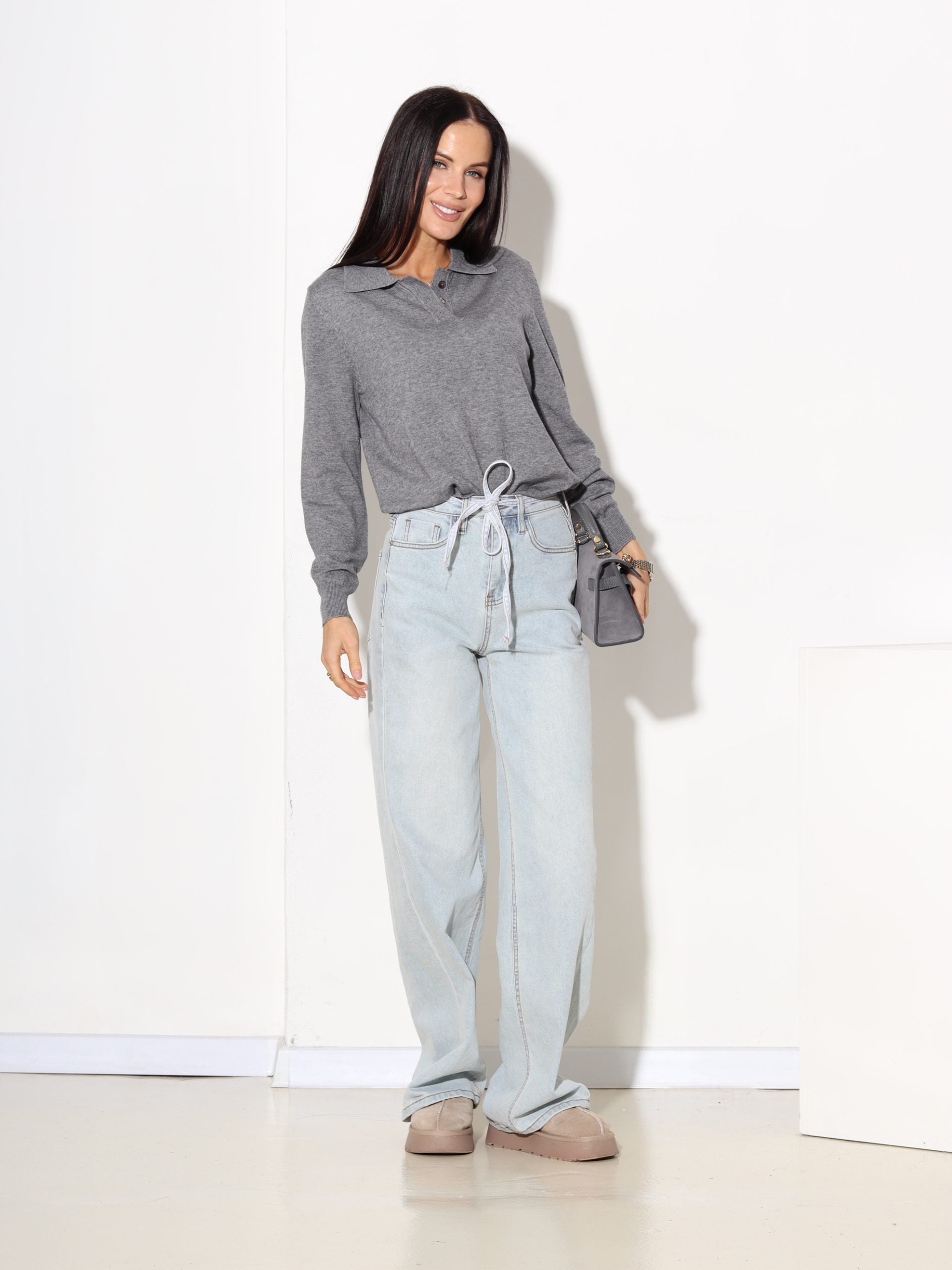 Pelēks smalka adjuma džemperis ar krādziņu - 17203