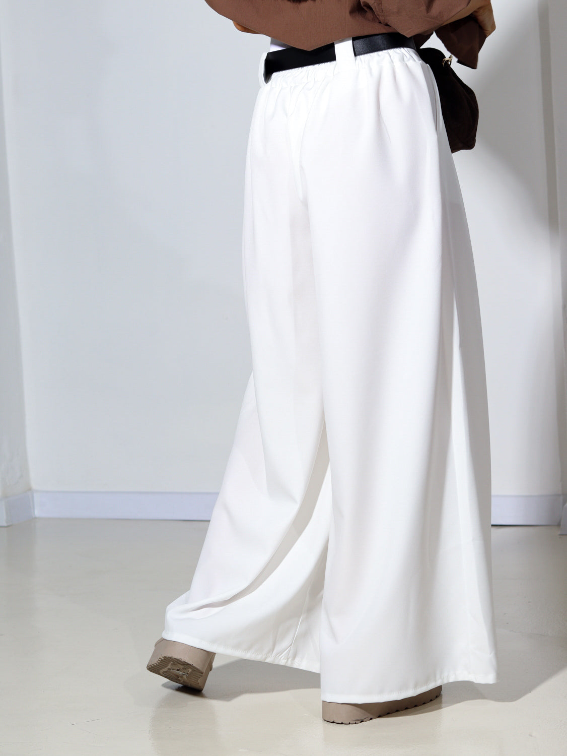 Baltas, klasiskas max platstaru bikses - 14142