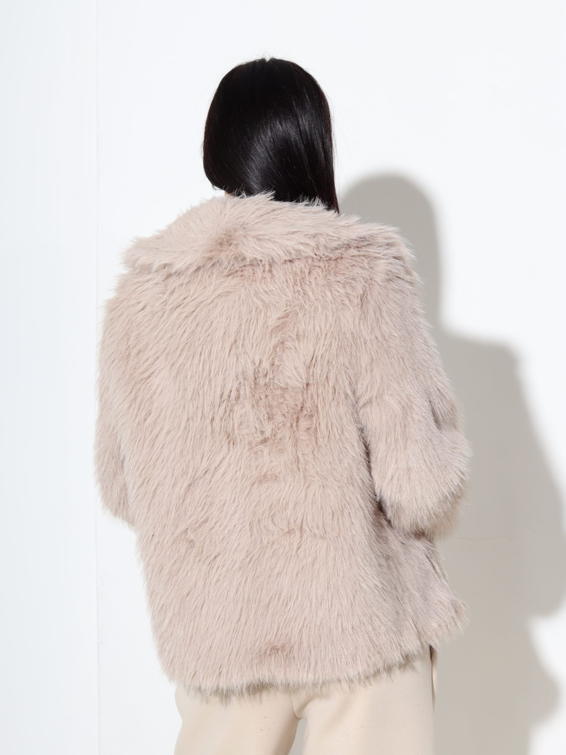 Bēšs kažoks bez aizdares - 17303