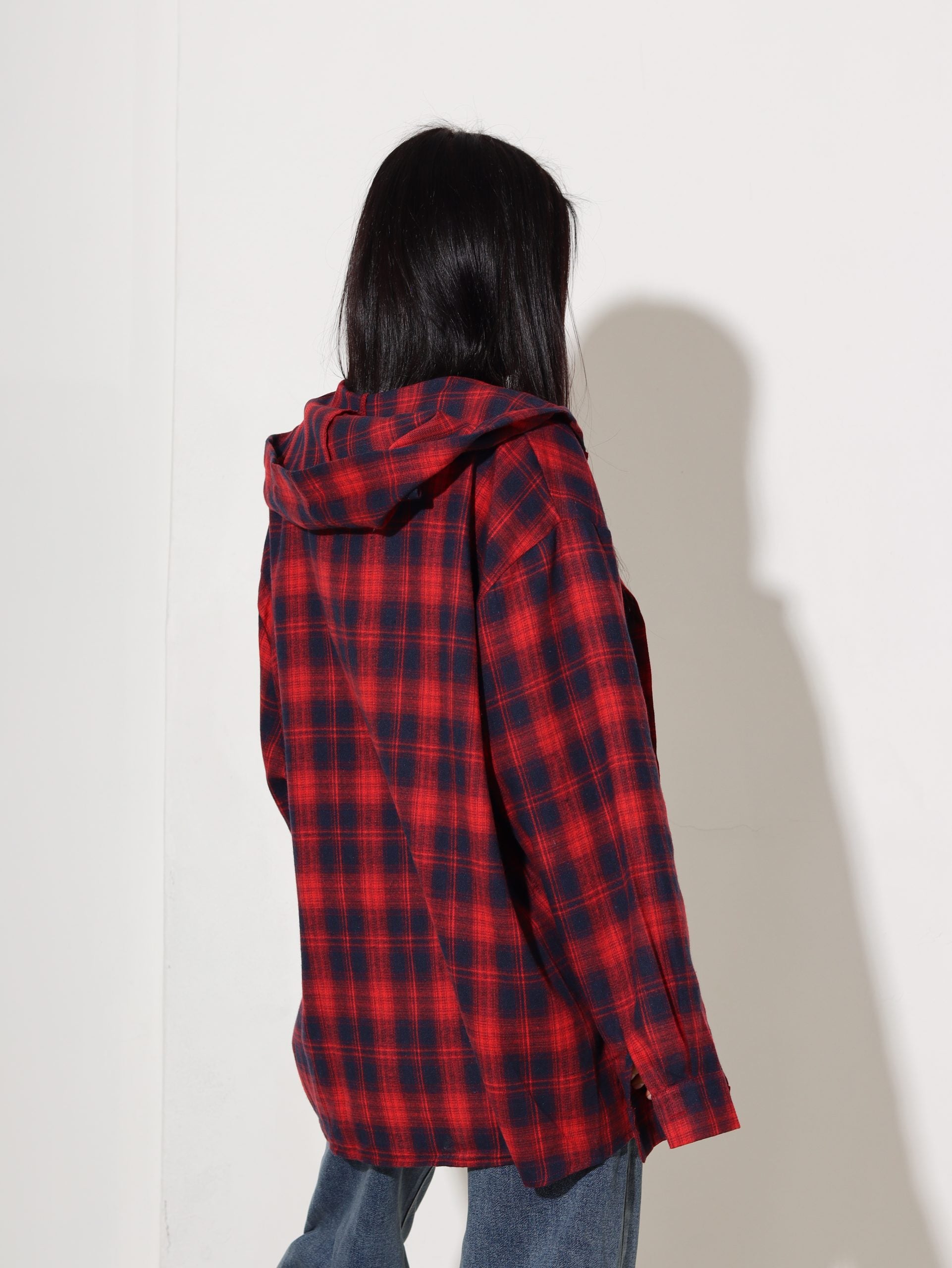 Sarkans krekls ar kapuci - 16920