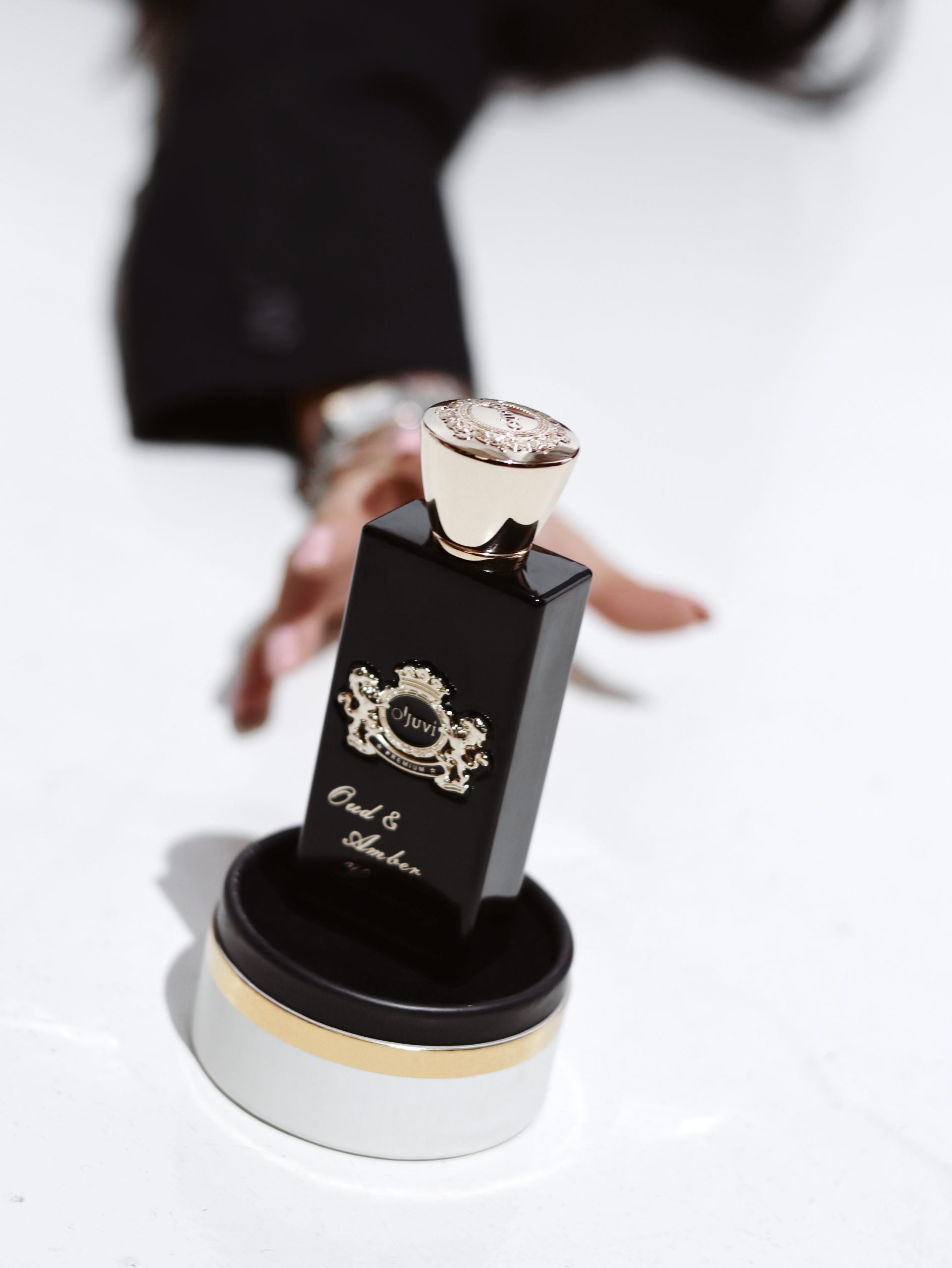 O'juvi Premium- "Oud & Amber Harmony"