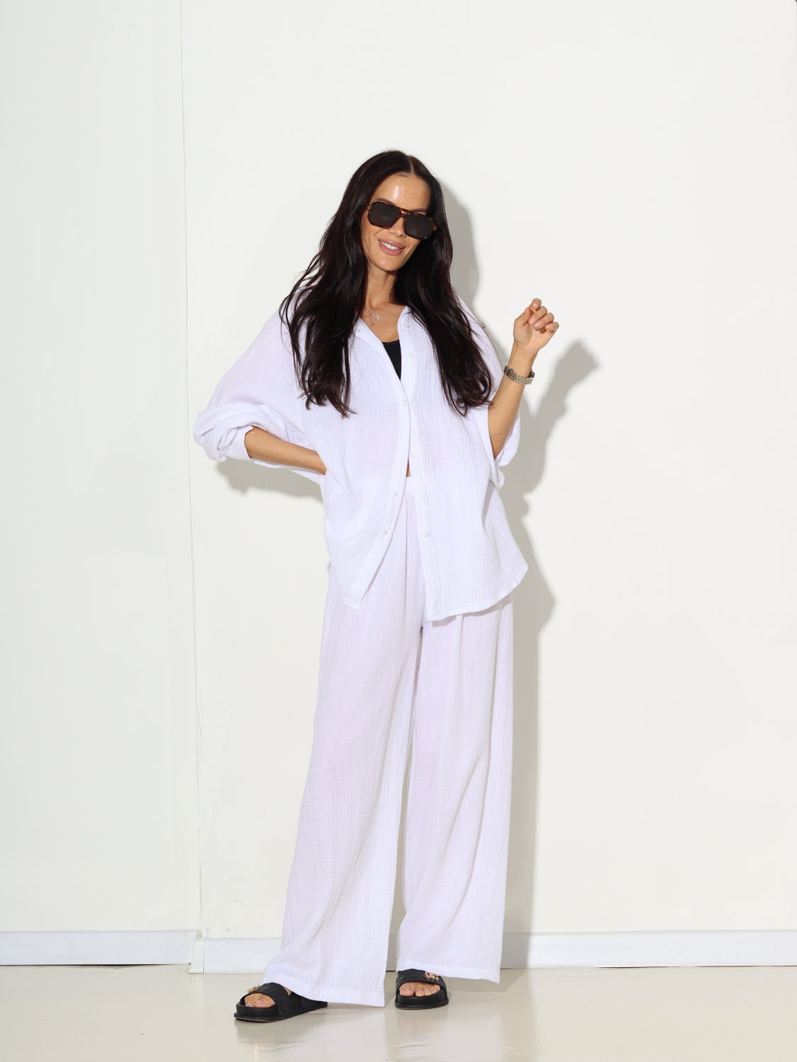 Balts, brīva piegriezuma, muslīna auduma komplekts - 15460