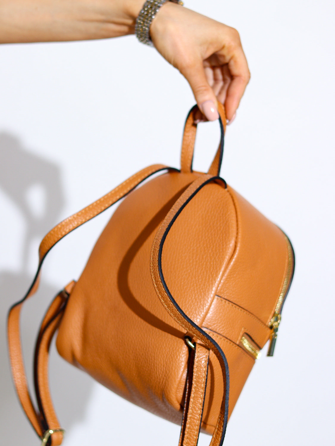Brūna/ camel mini mugursoma ar rāvējslēdzēju - 14208