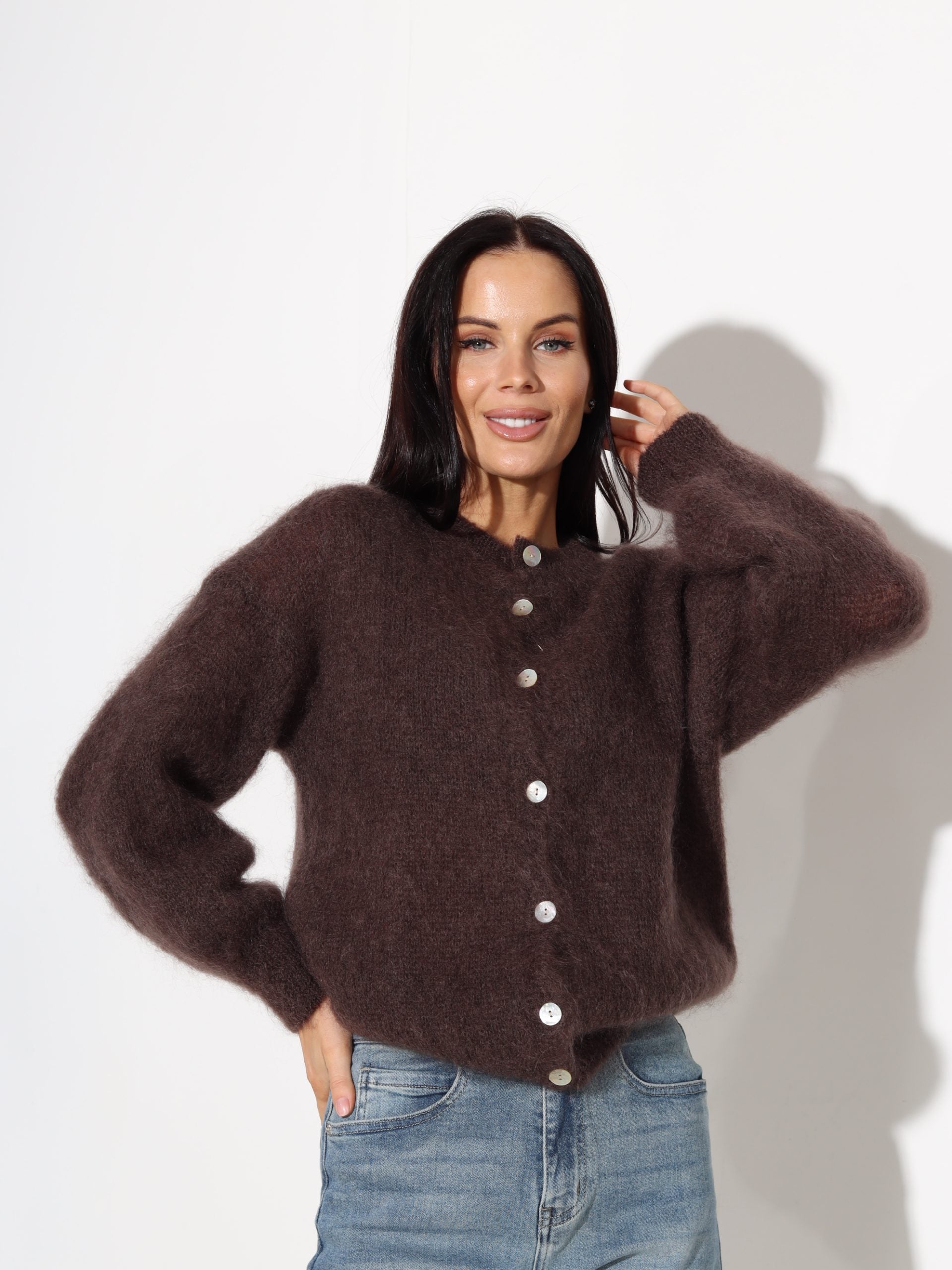 Tumši brūna, brīva piegriezuma, pogājama Mohēras jaka - 15971