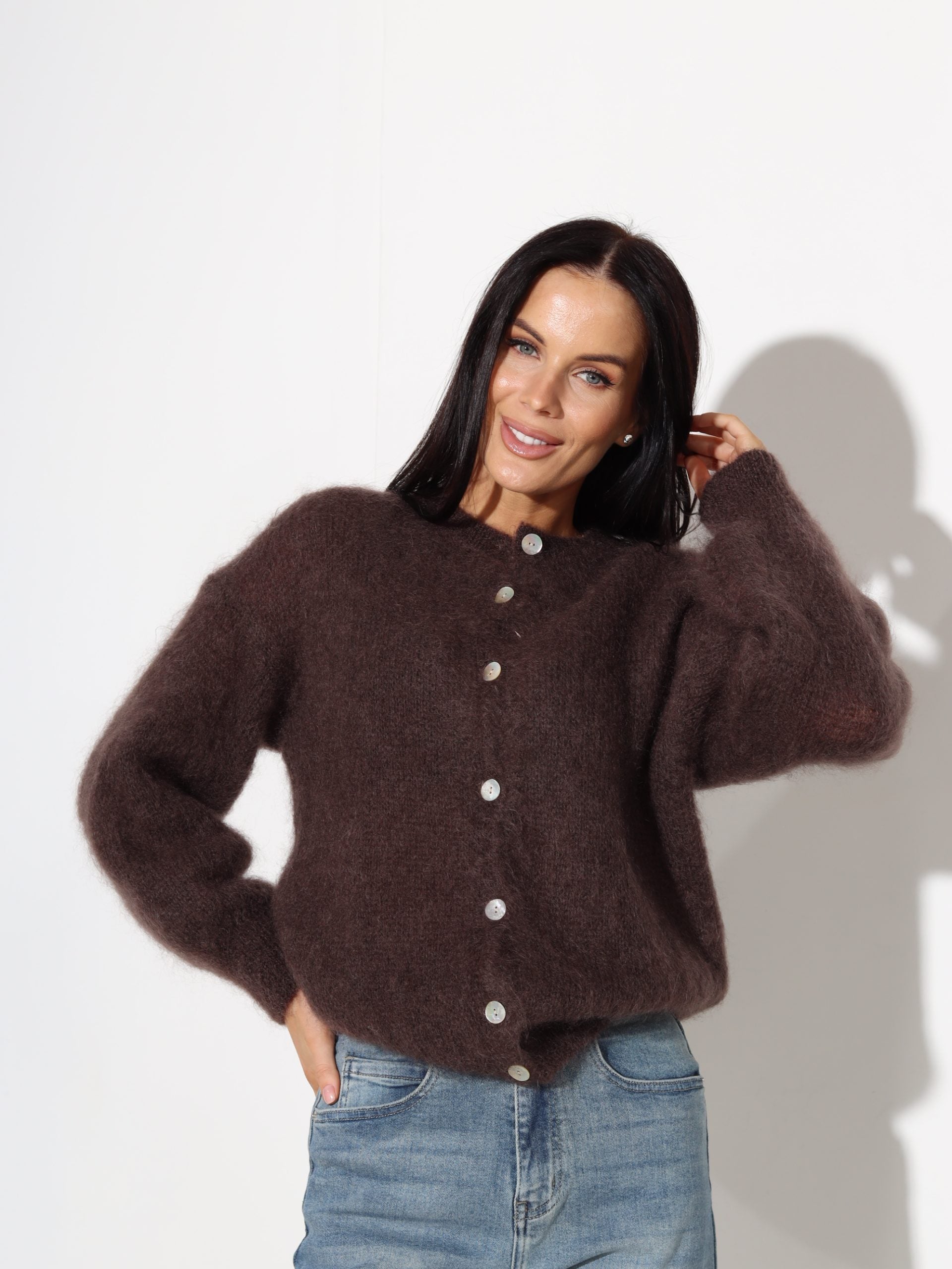 Tumši brūna, brīva piegriezuma, pogājama Mohēras jaka - 15971