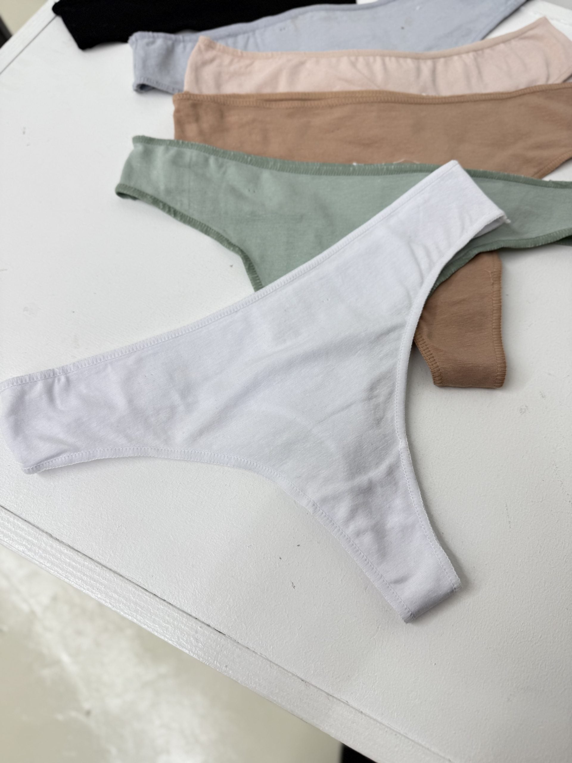 Baltas kokvilnas string biksītes "Basic" - 16211