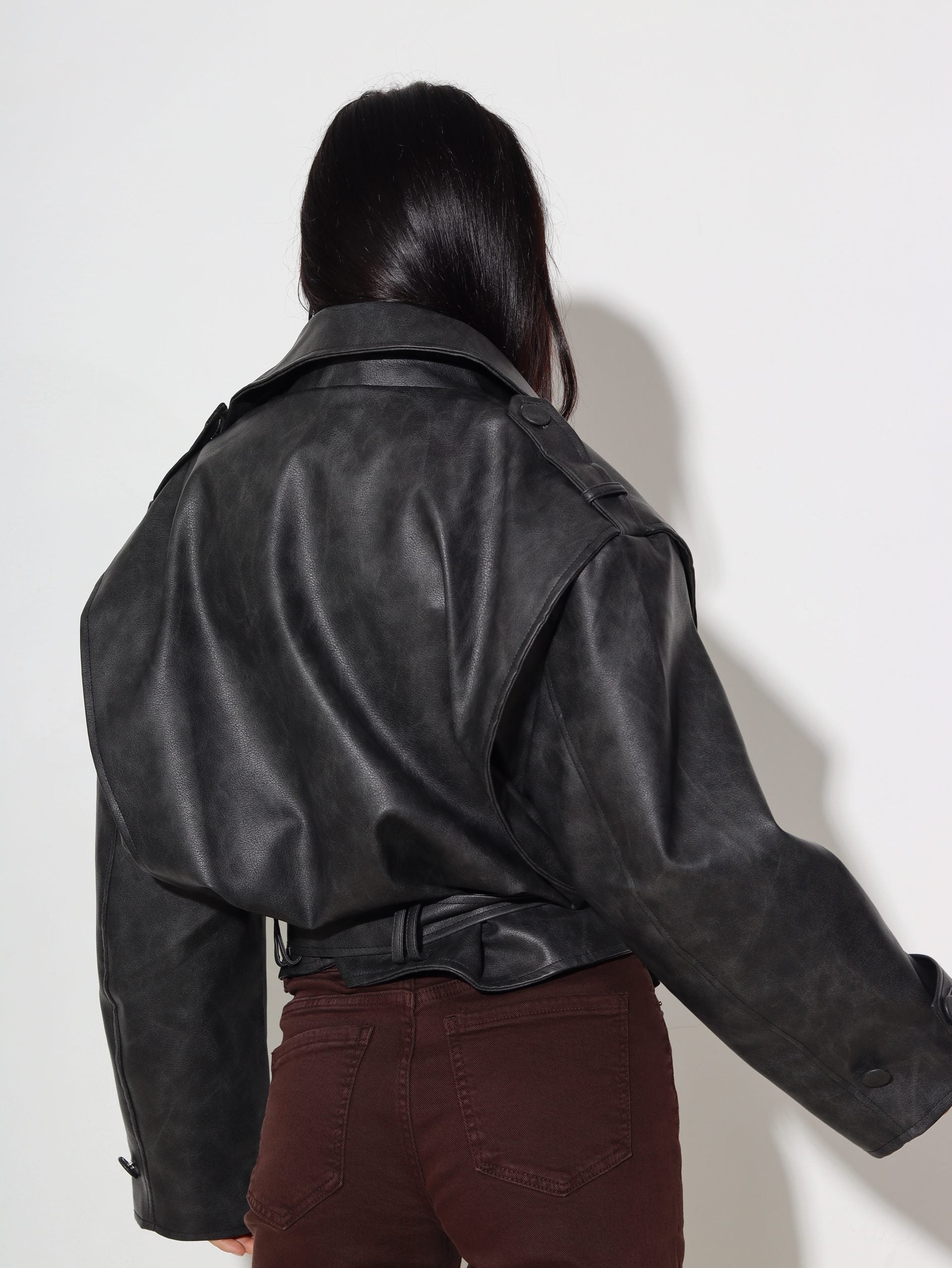 Pelēkas krāsas m/a jaka ar balinājuma efektu - 16302