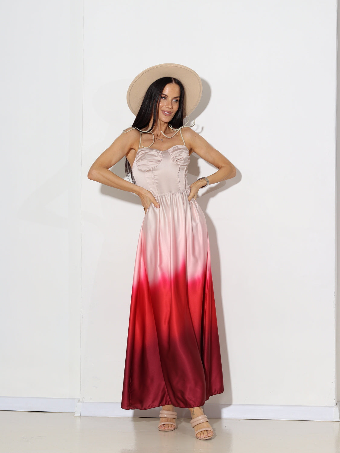 Rozā, svinīga, krāsaina kleita uz lencītēm - 15569