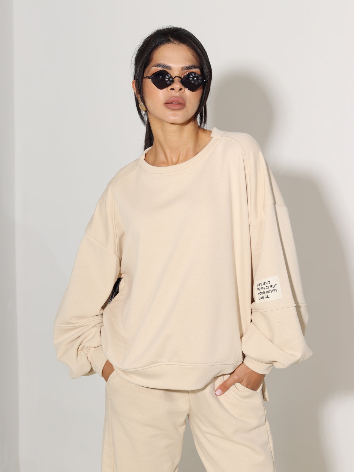 Bēšs divdaļīgs ,,Life is.. '' komplekts - 14231