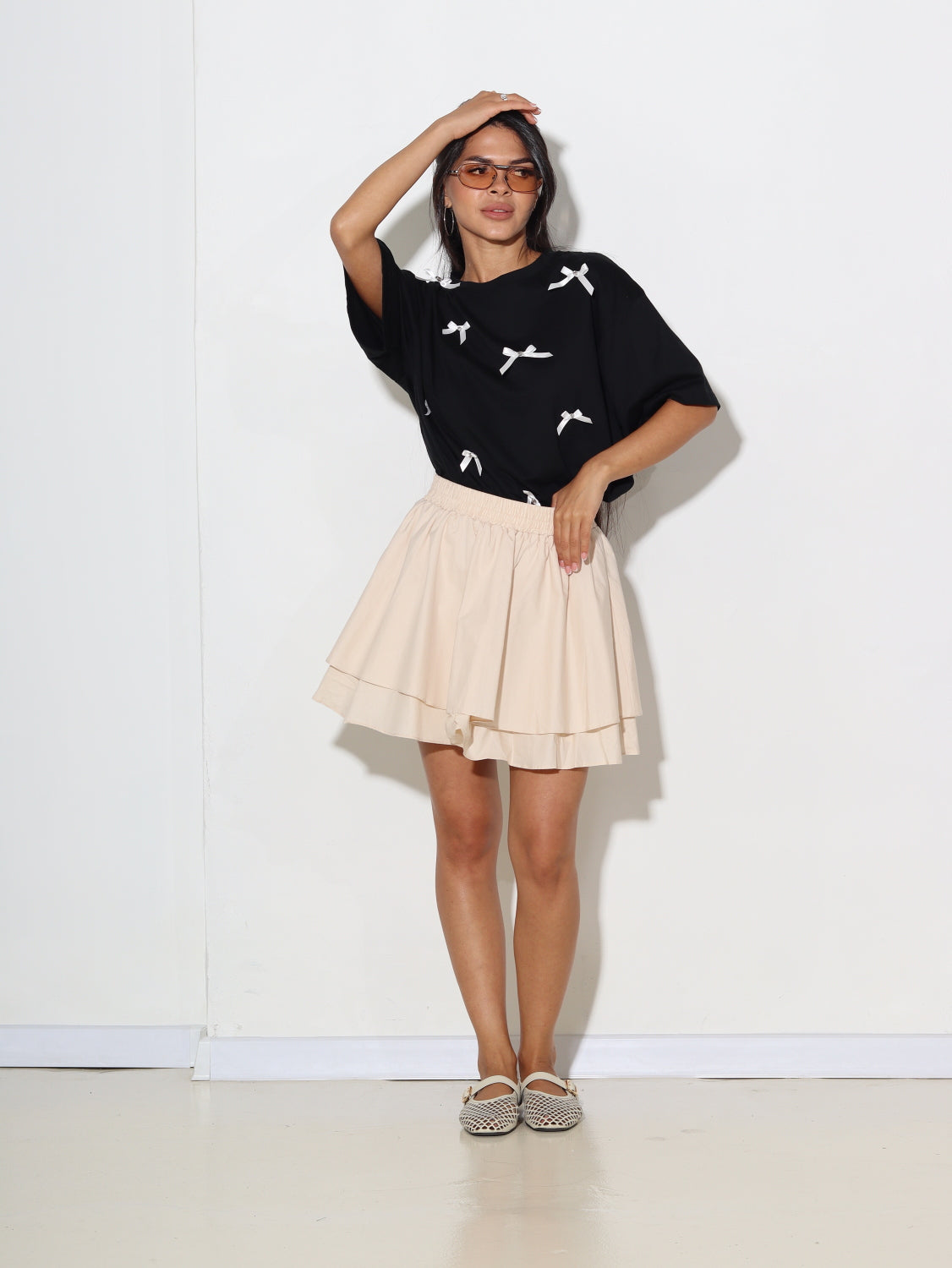 Bēšas krāsa īsi, divu slāņu svārki - 15582