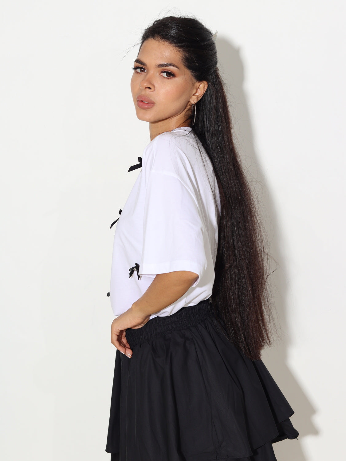 Balts T- krekls ar smalkām bantītēm - 15575