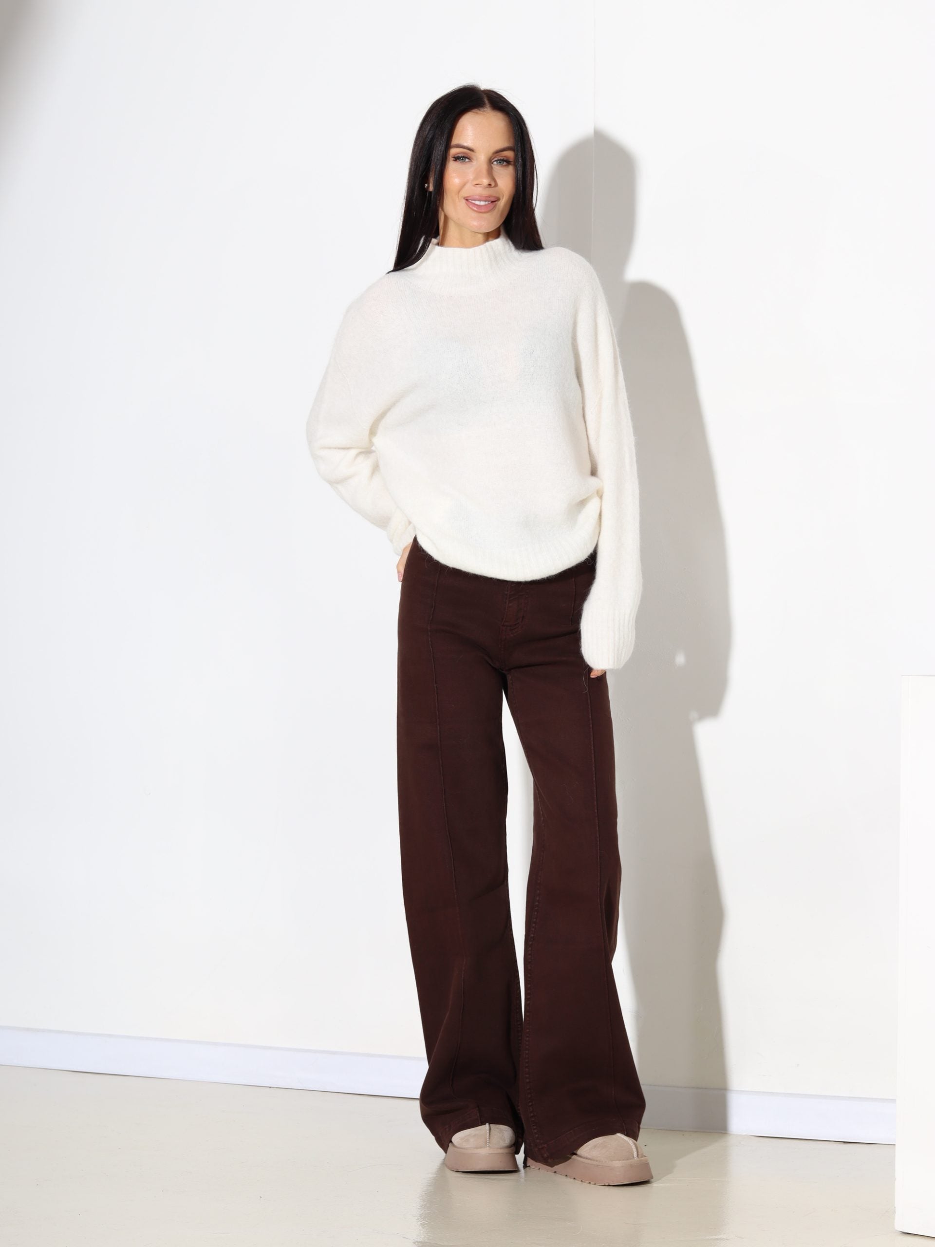 Balts džemperis ar paaukstinātu kakla daļu ( alpaka+vilna) - 17715