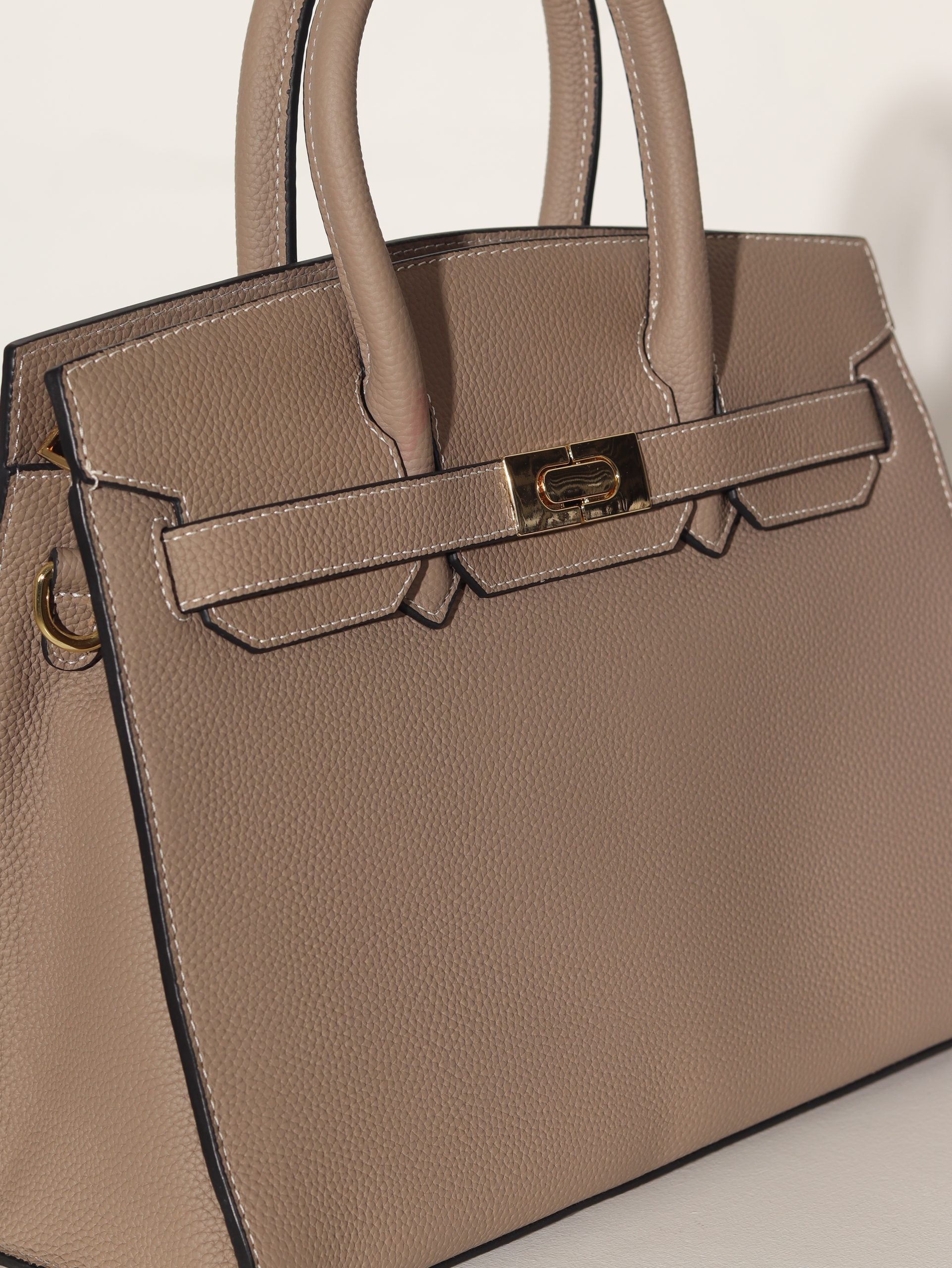 Taupes krāsas taisnstūra formas d/a soma uz divām lencēm - 15948