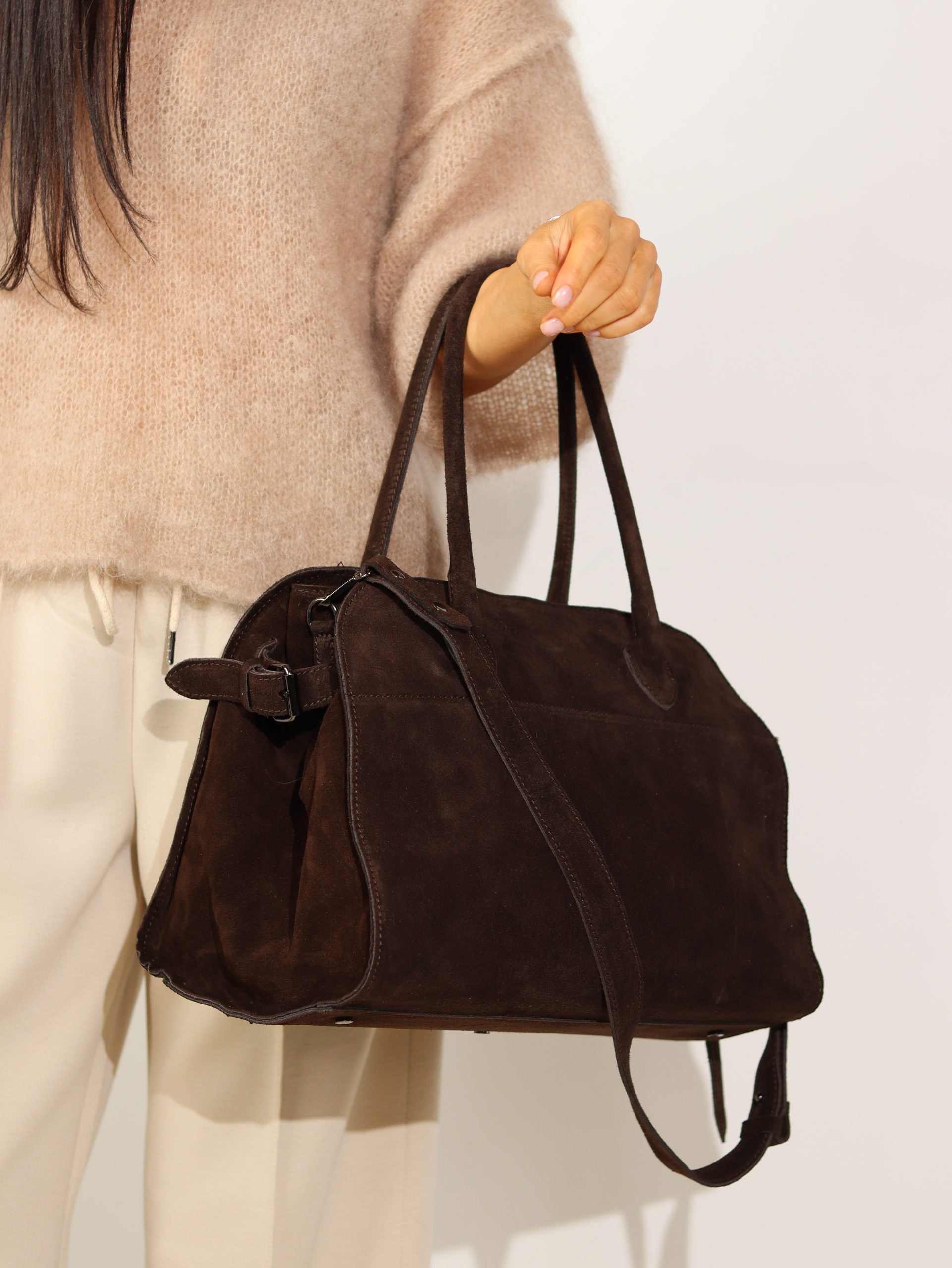 Šoko/brūna, liela, zamšādas ietilpīga soma - 16929