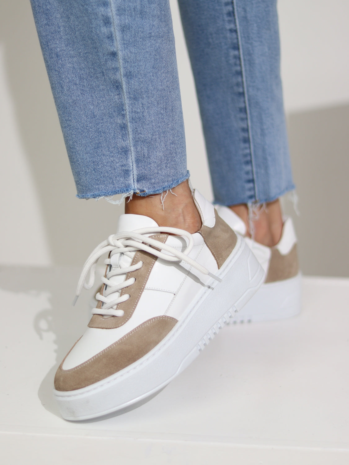 Baltas+bēšs, dabīgās ādas apavi ar aukliņu - 15678