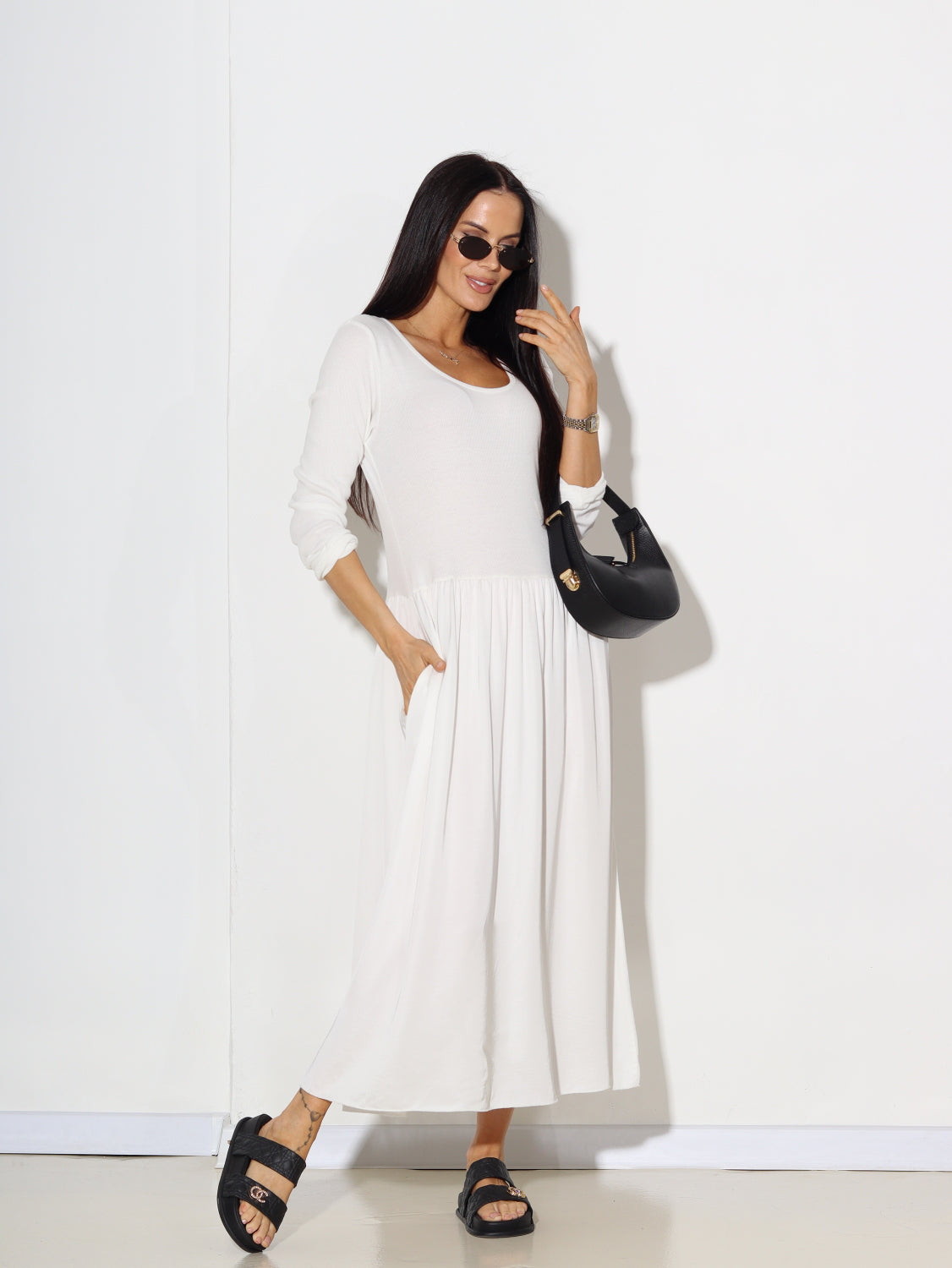 Balta midī kleita ar pieguļošu augšdaļu - 14858