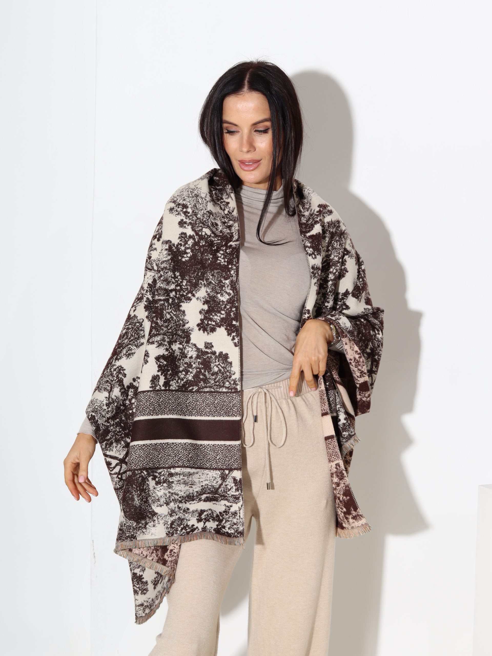 T.brūna šalle ar gleznas printu - 17425