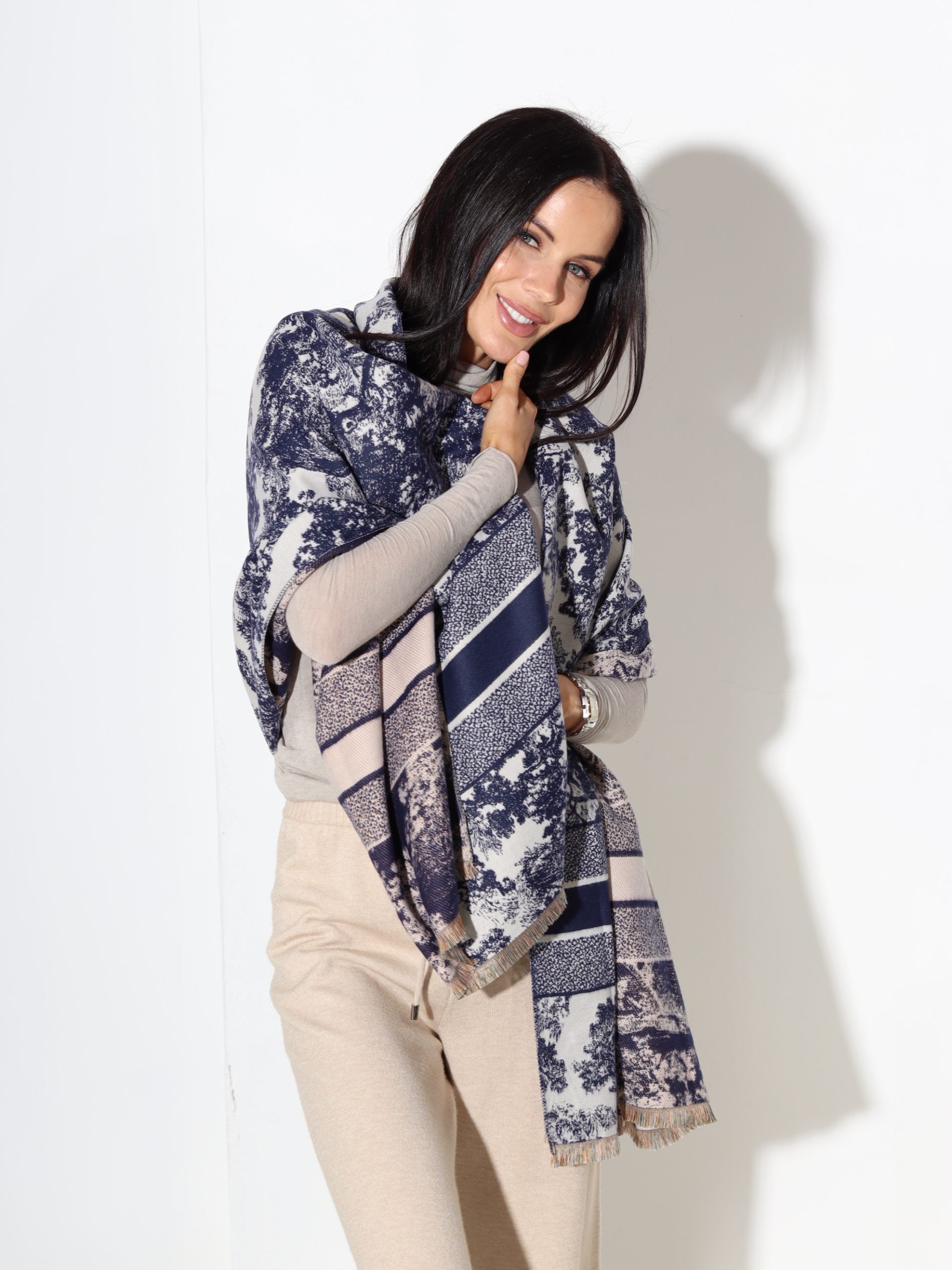 Zila šalle ar gleznas printu - 17423