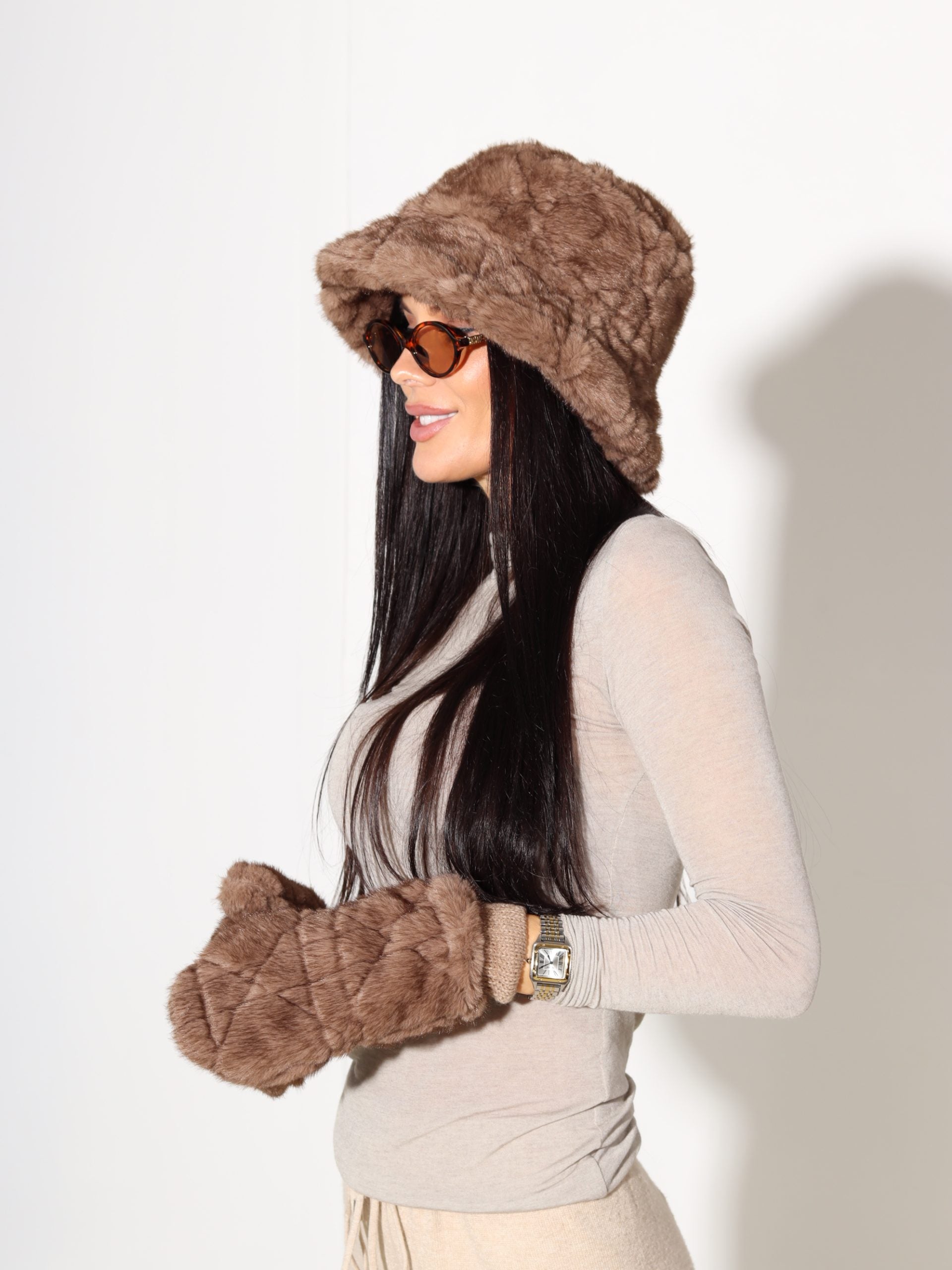 G.brūna pūkaina cepure ar rakstu - 17377