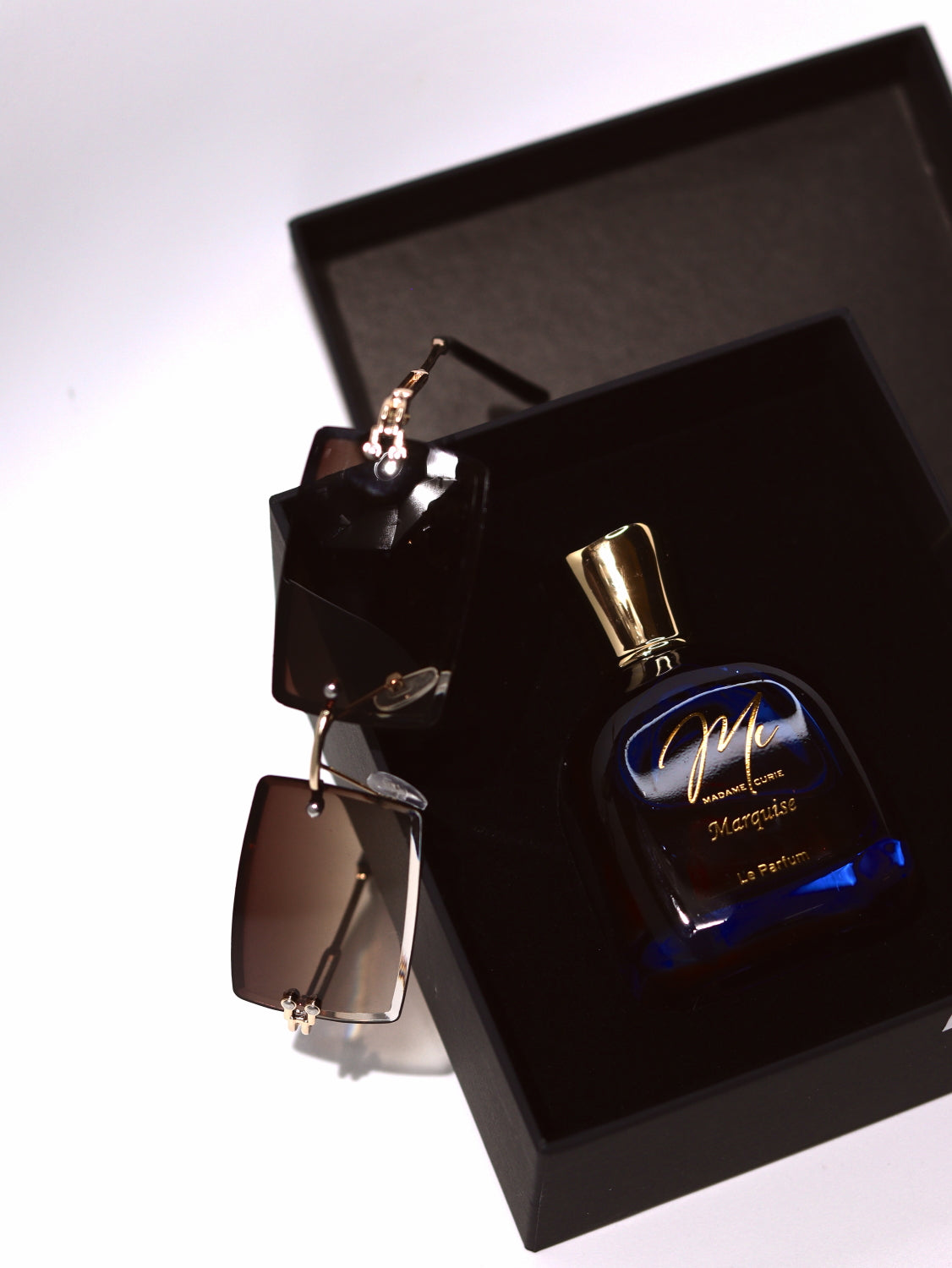 Madame Curie- Marquise