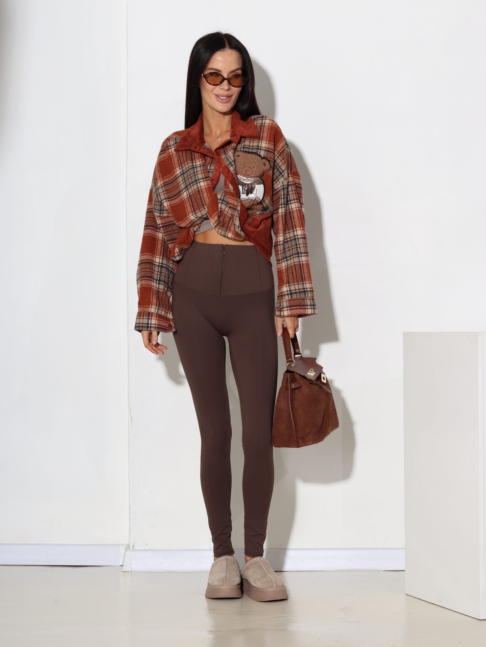 Brūni, gluda materiāla legingi ar rāvējslēdzēju - 17023