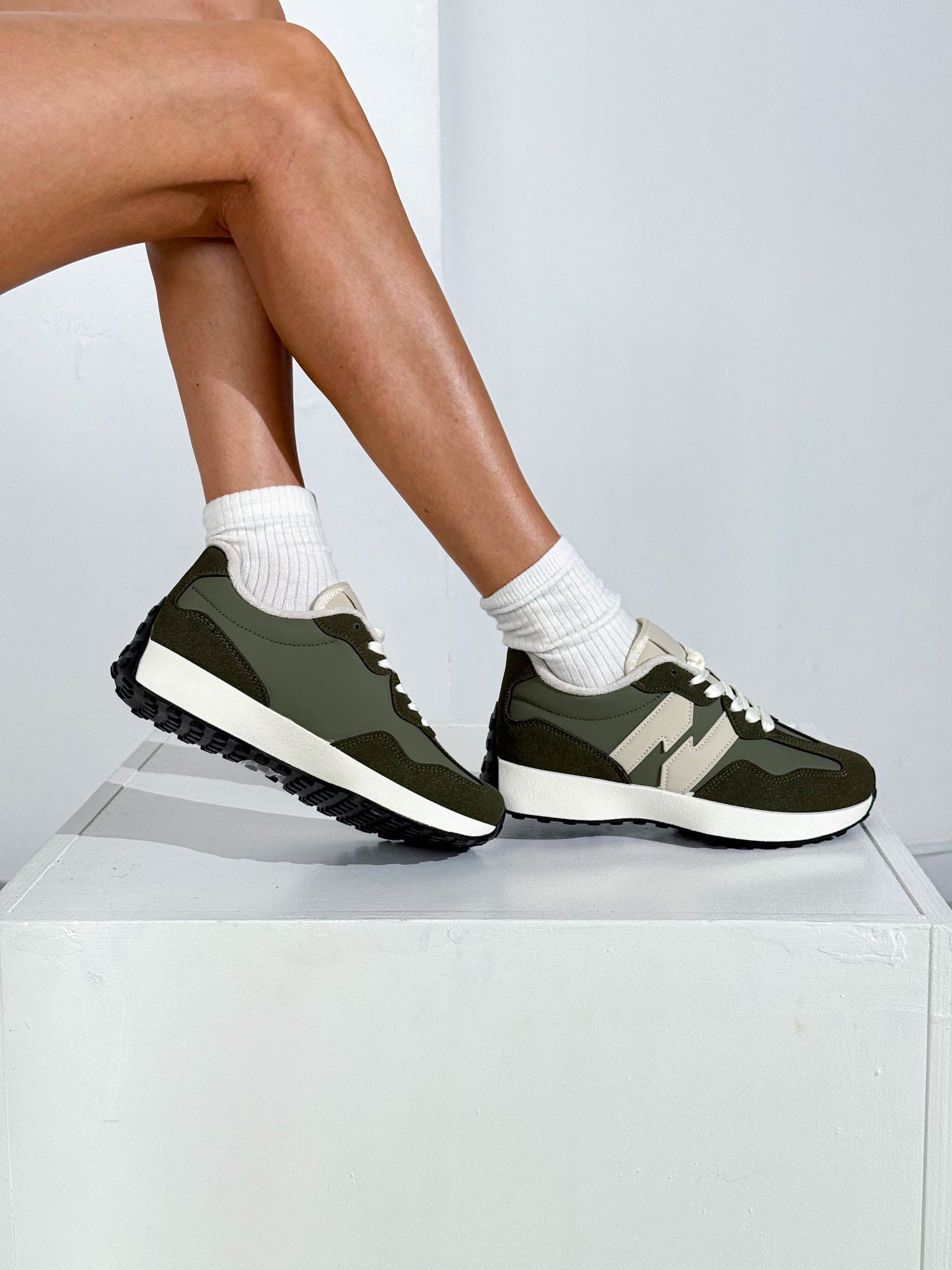 Zaļi/hakī, brīvā laika apavi ar siltinājumu - 15881