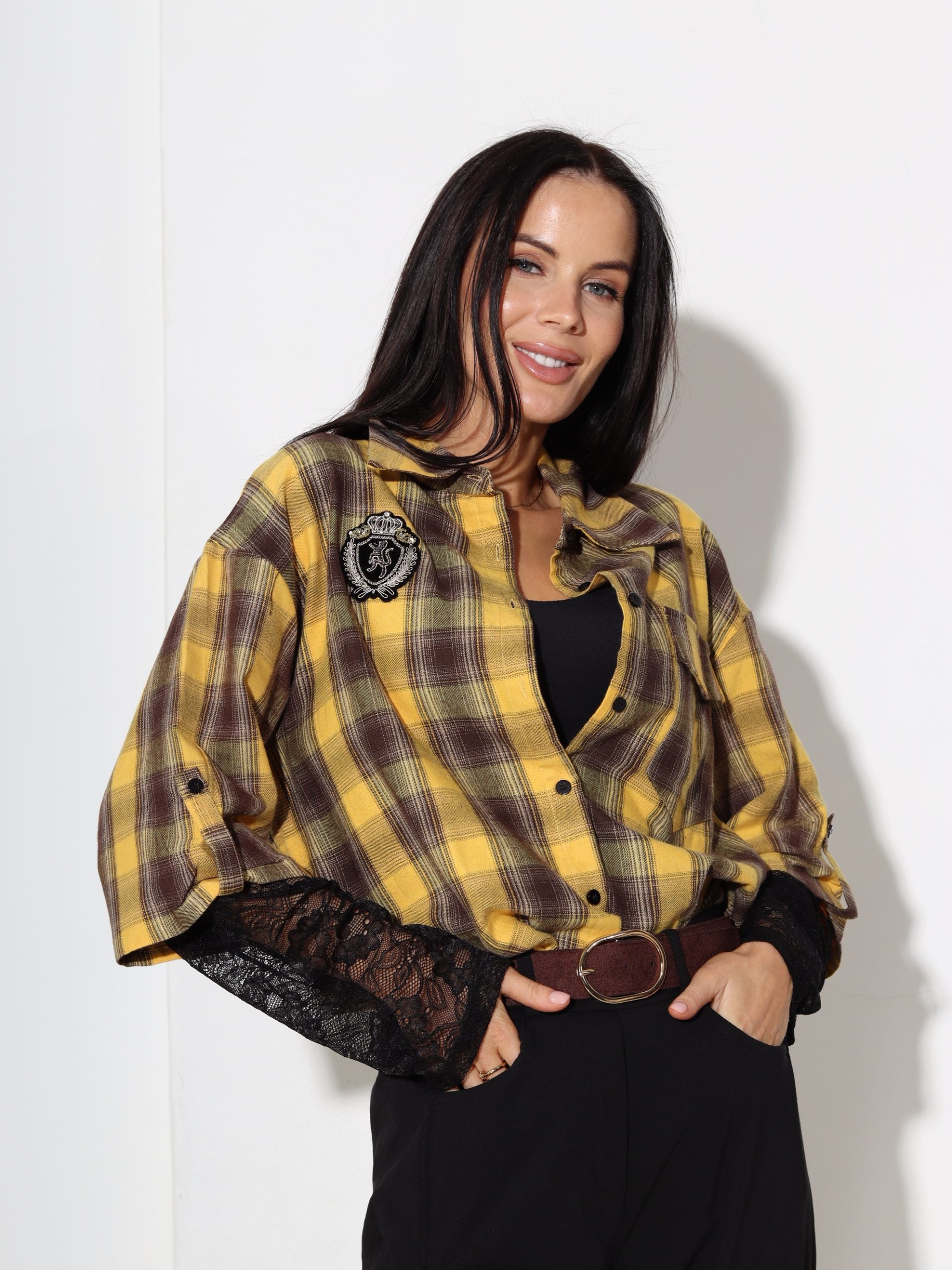 Dzeltens rūtains krekls ar mežģīnes rociņu - 17474